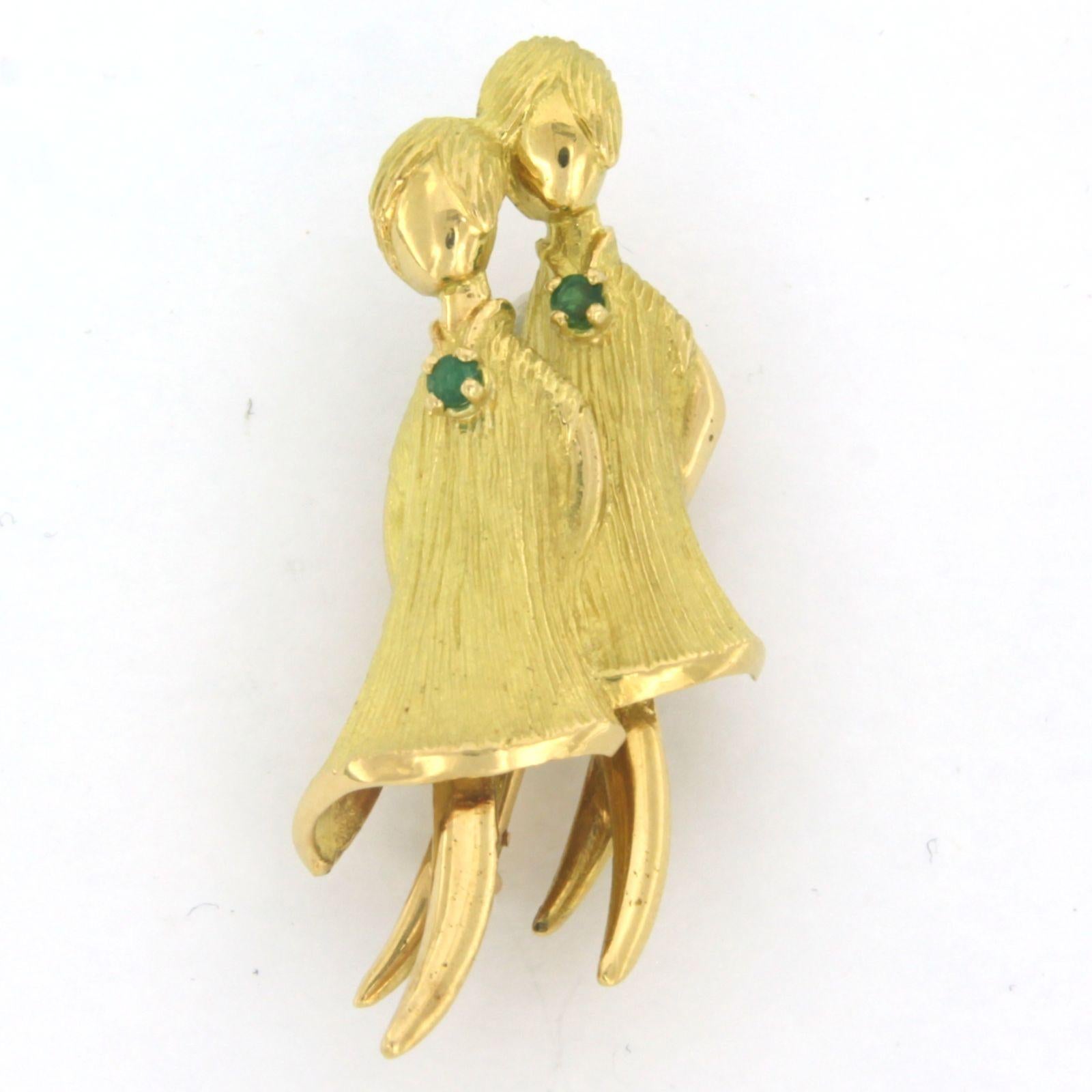 Modern Brooche Emerald 18k yellow gold For Sale