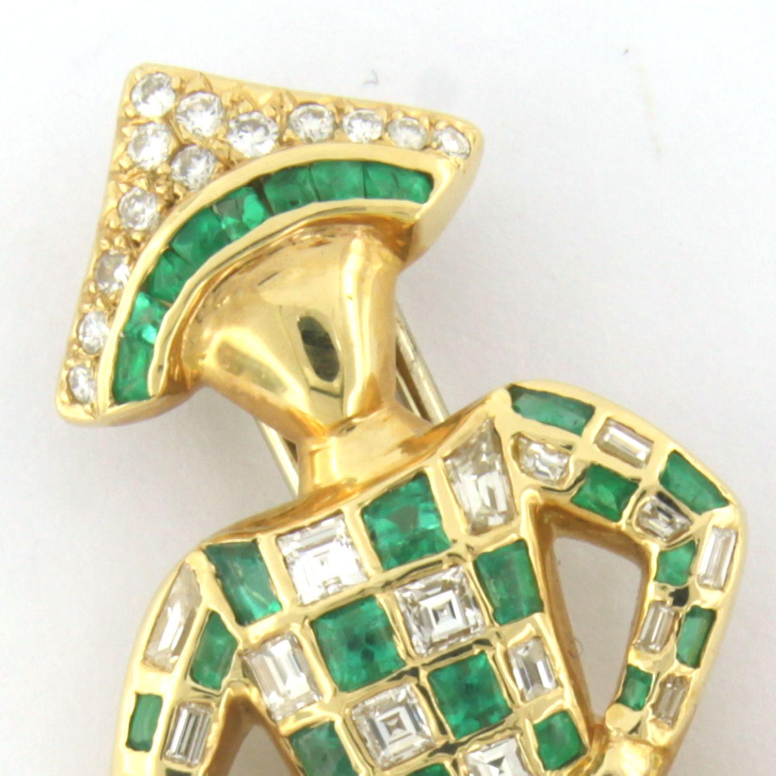 Women's or Men's Brooche Emerald Diamond 18k yellow gold For Sale