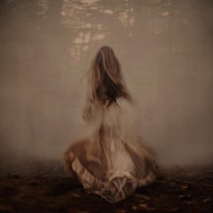 Fotografía de Retrato, Figurativa_Manipulación Digital_Brooke Shaden, Persiguiendo