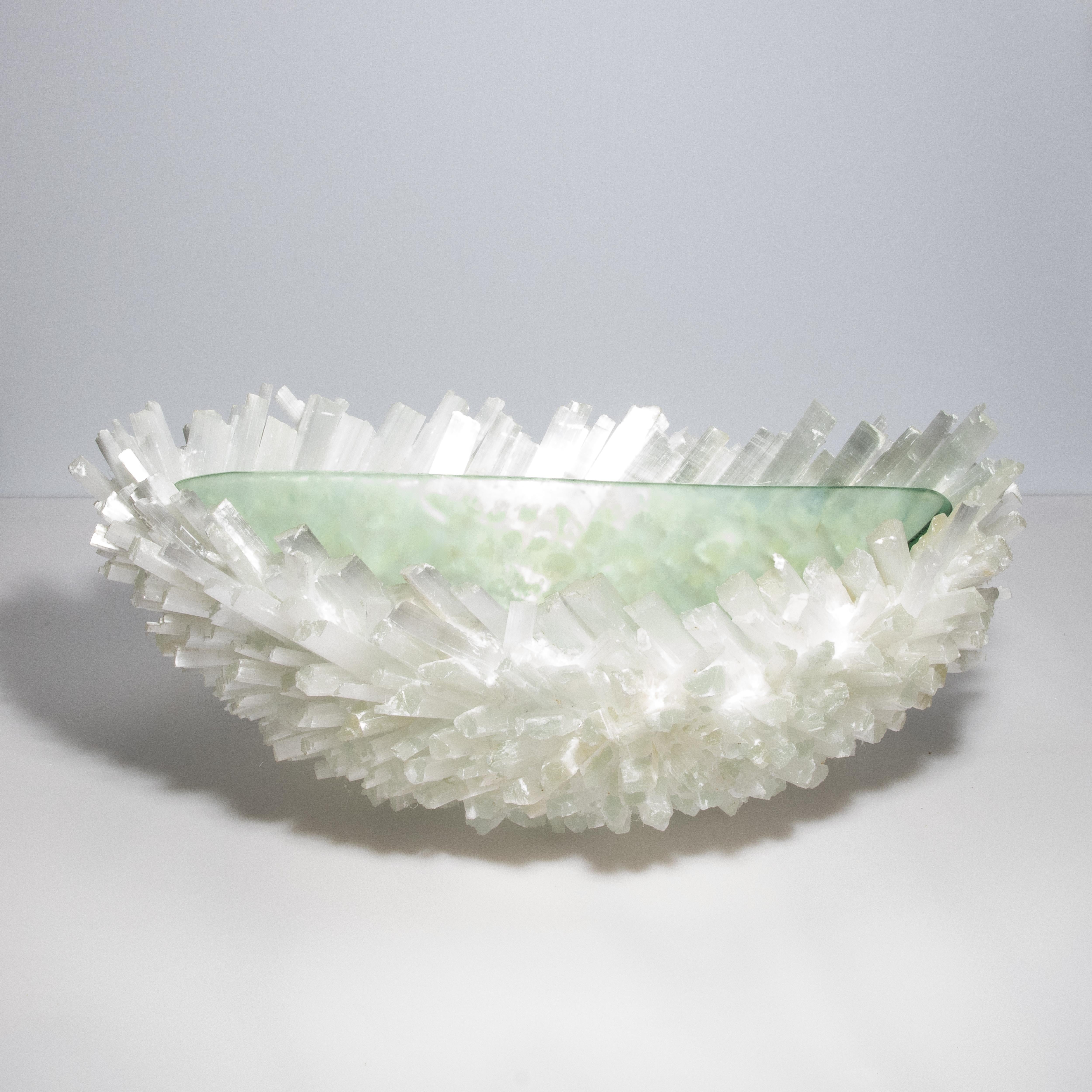 Fatto a mano Ciotola extra large in selenite in vendita