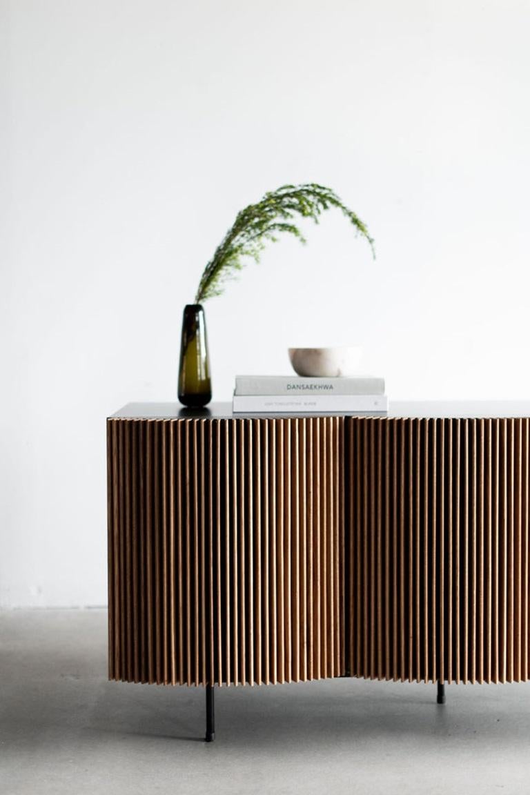 Americano Credenza Brooks (3 ante) di Croft House in vendita