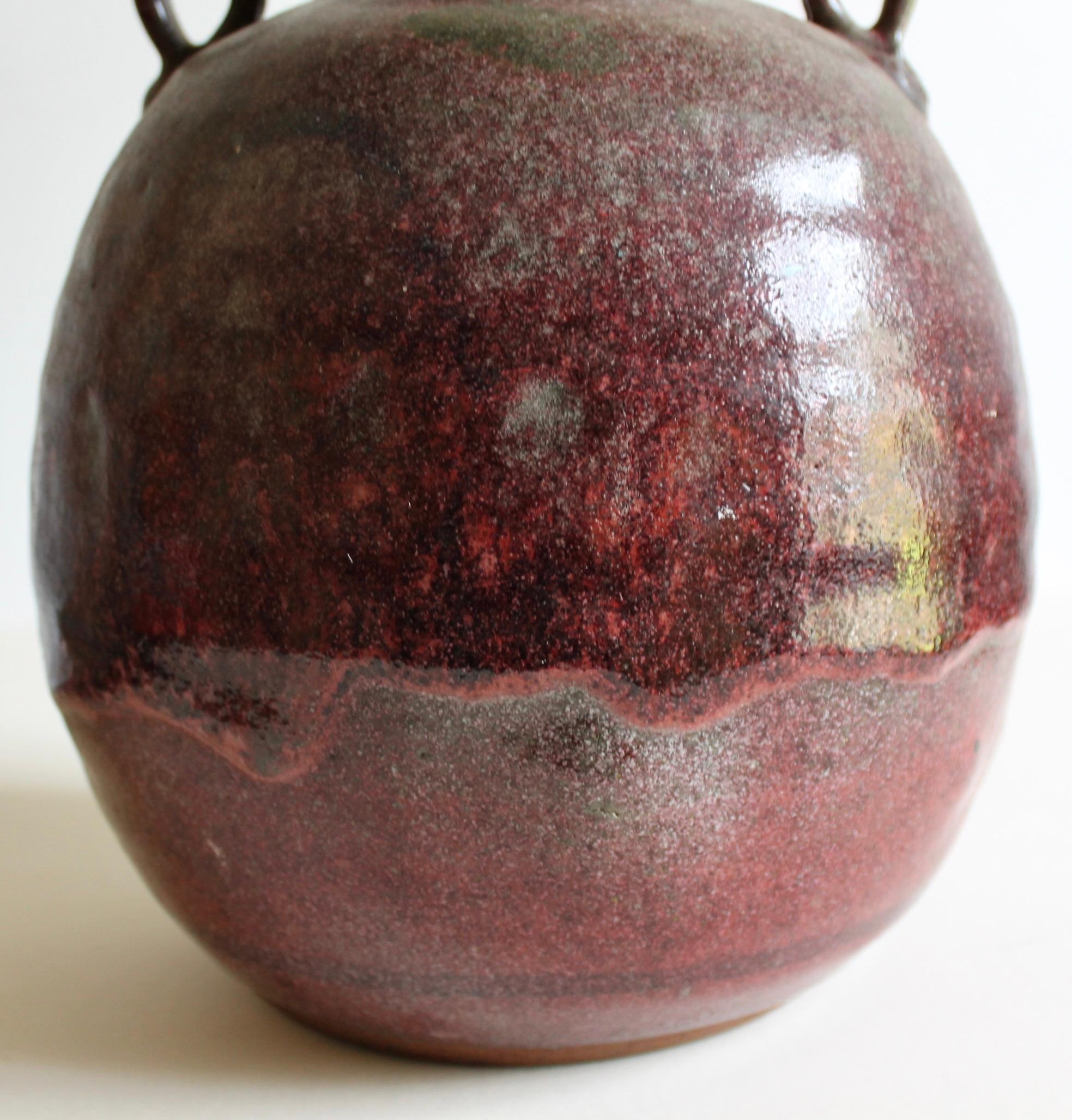 Late 20th Century Brother Thomas Bezanson Large 2 Handled Sang-de-boeuf Glazed Vase For Sale