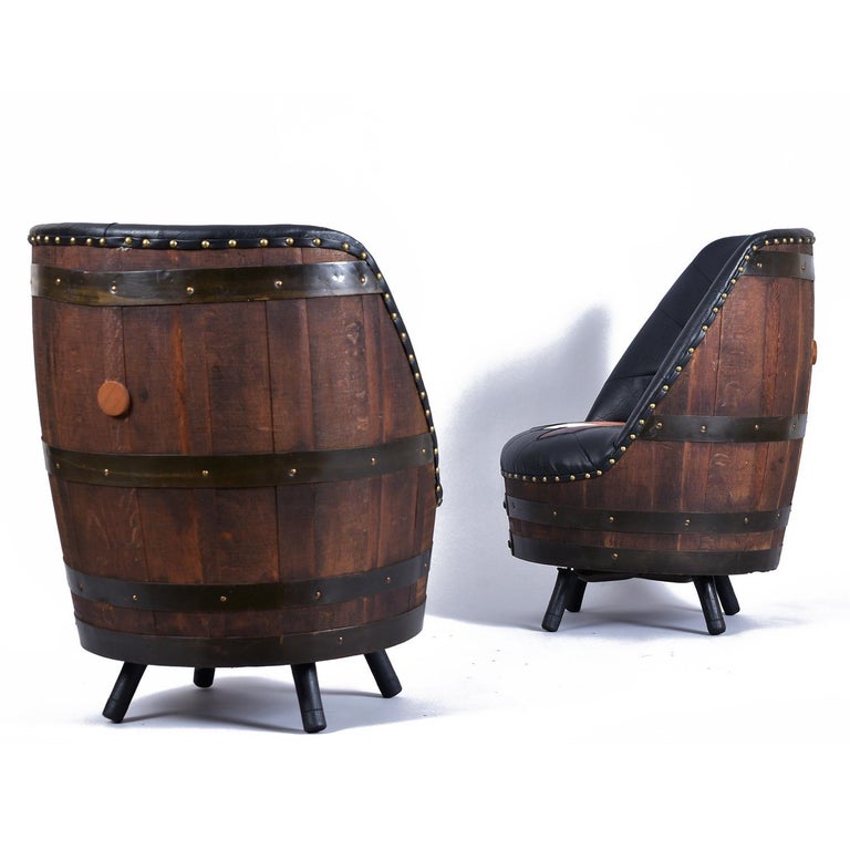 Brothers Furniture Harlequin Whiskey Barrel Gaming Table and Swivel