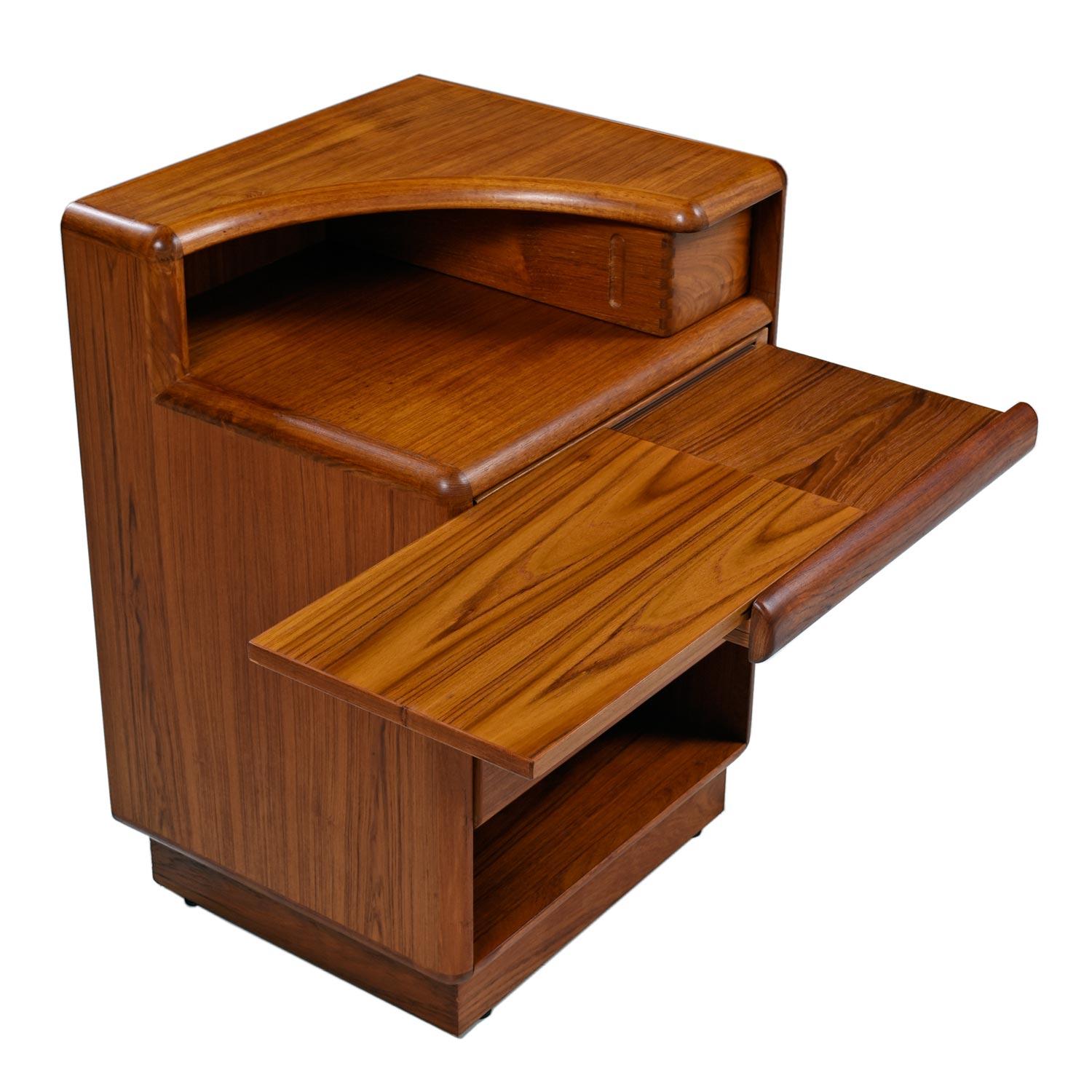 Sold as a pair

These may be the finest Mid-Century Modern Danish teak nightstands that we come to know. Made by Brouer, the nightstands hold many surprises. The mirrored nightstands (left and right side facing) were designed to perfectly flank a