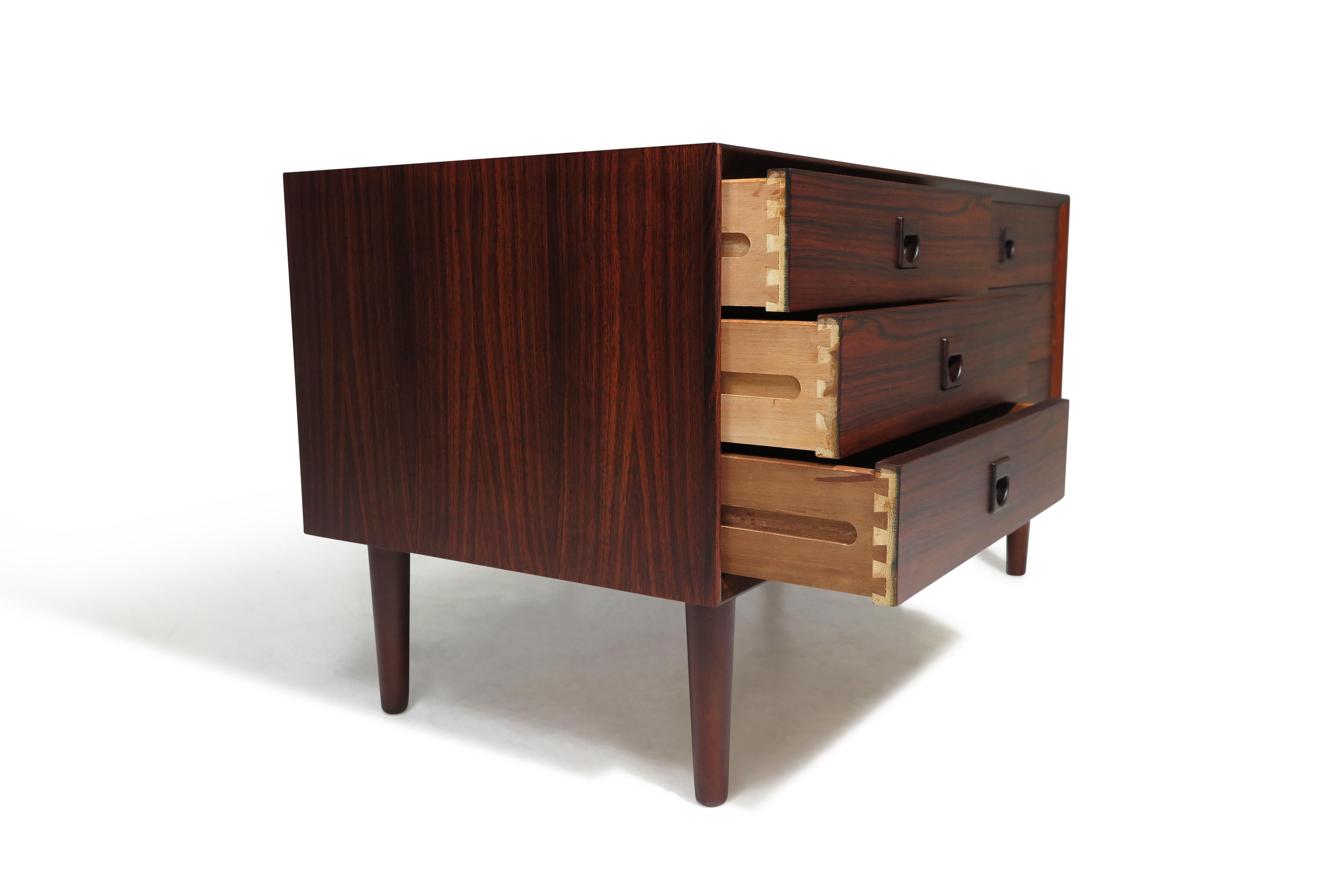 Brouer Mobelfabrik Rosewood Six Drawer Dresser Cabinet In Excellent Condition For Sale In Oakland, CA