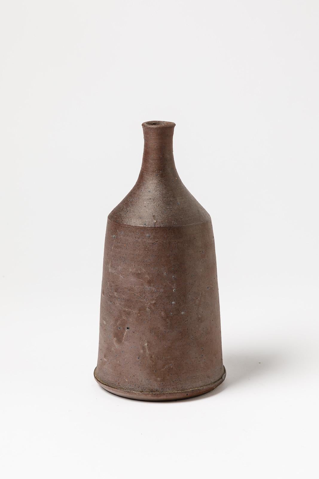 Brown 20th Century Stoneware Ceramic Bottle or Vase La Borne Pottery 2007 In Excellent Condition For Sale In Neuilly-en- sancerre, FR