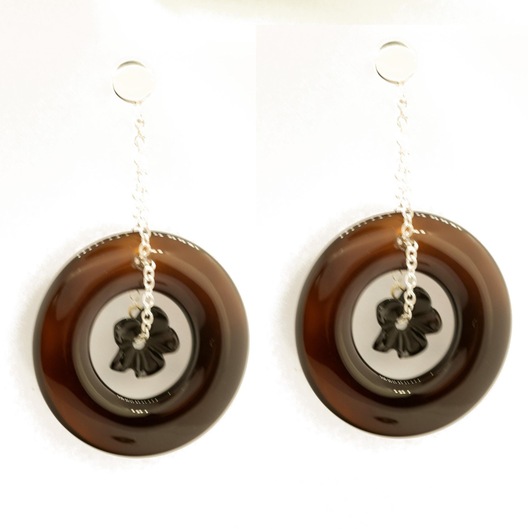 Taille ronde Boucles d'oreilles cocktail fleur en agate brune 925 en argent sterling Intini Jewels en vente