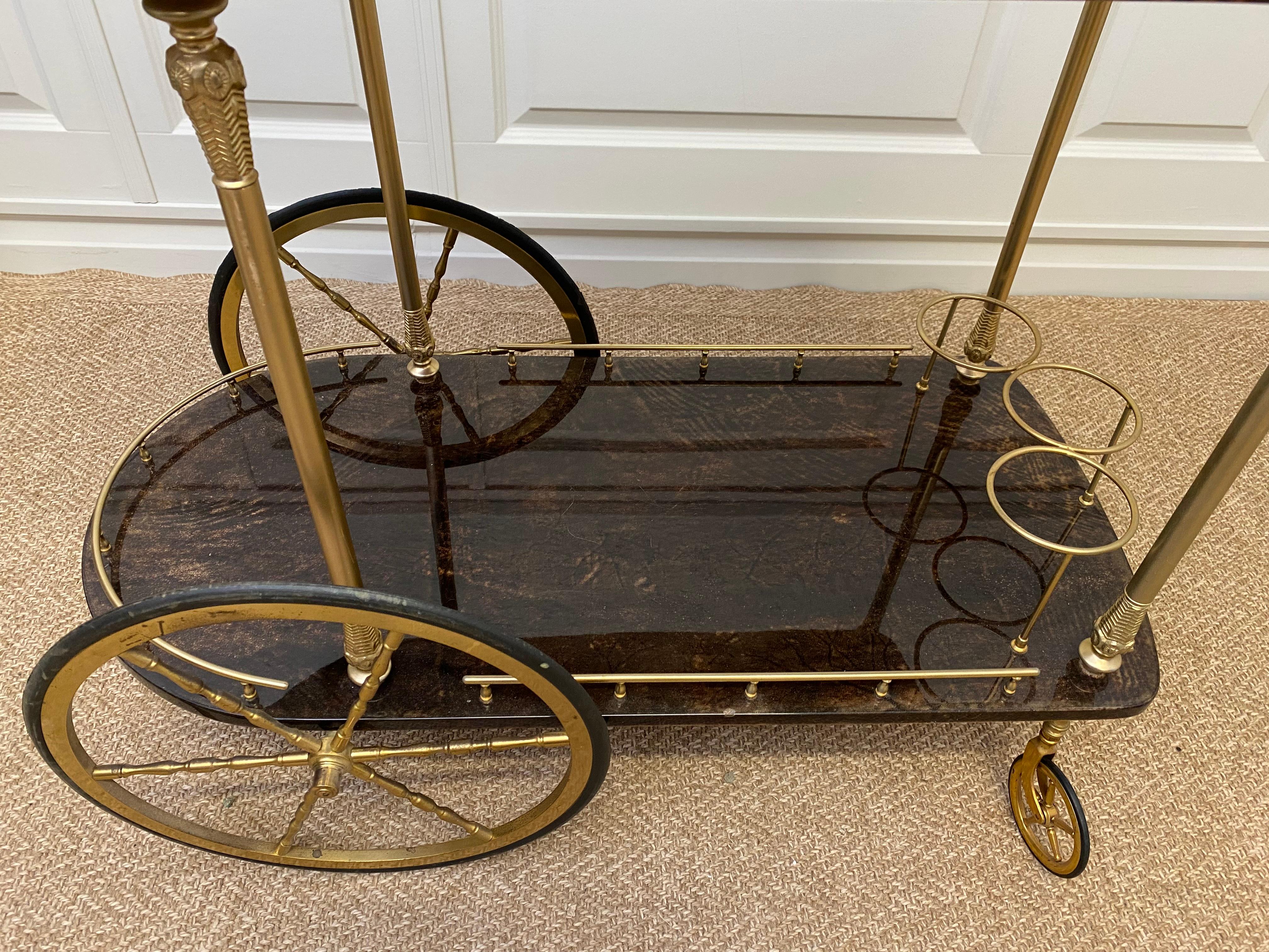 Brown ALDO TURA Bar Cart / Tea Trolly - Ein italienischer Design-Klassiker aus den 1960er Jahren (Lackiert) im Angebot