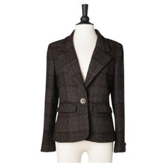Veste à simple boutonnage en tweed marron et noir avec boutons en cuir de marque Chanel