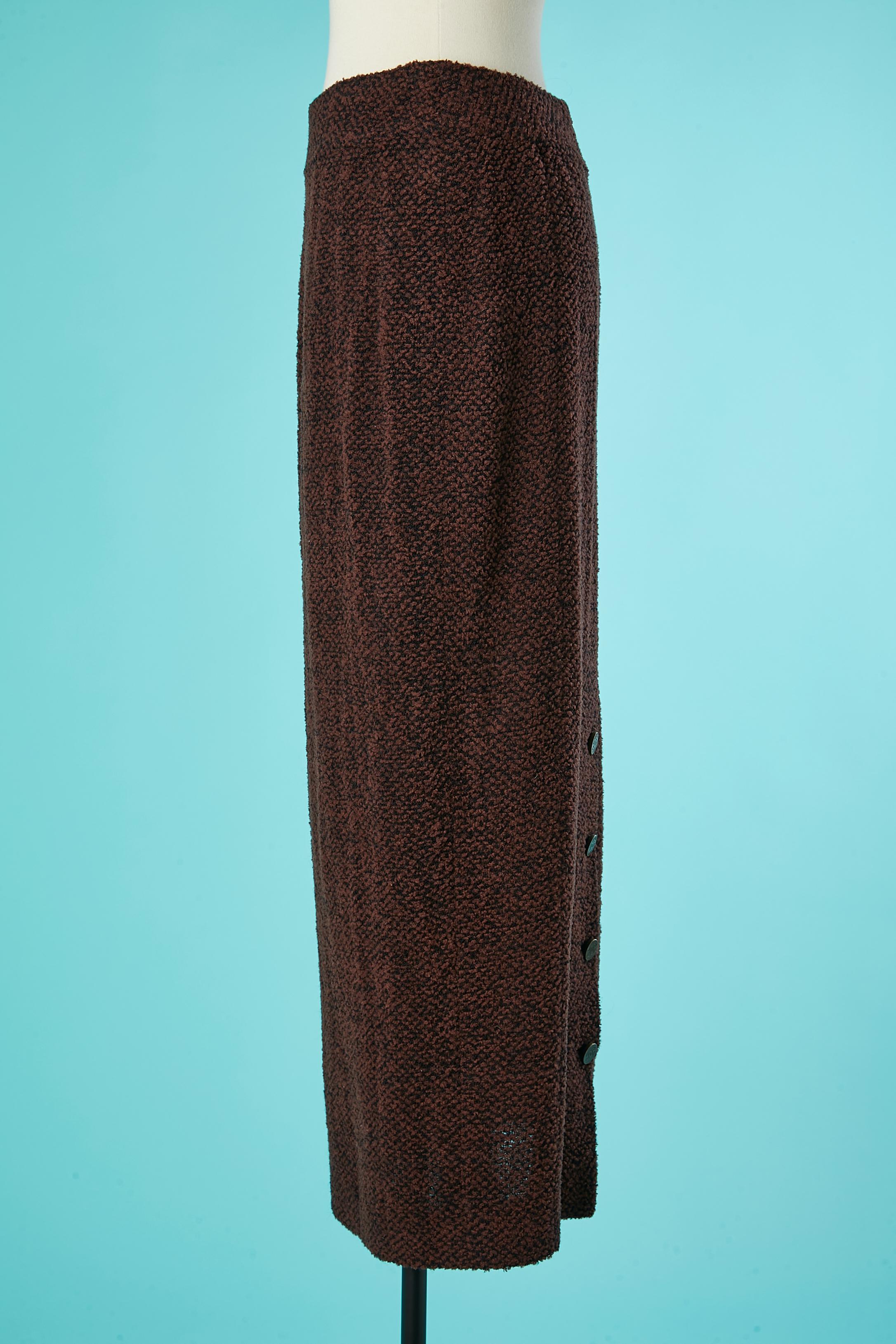 Nero Gonna in tweed marrone e nero con bottoni firmati sul retro Chanel in vendita