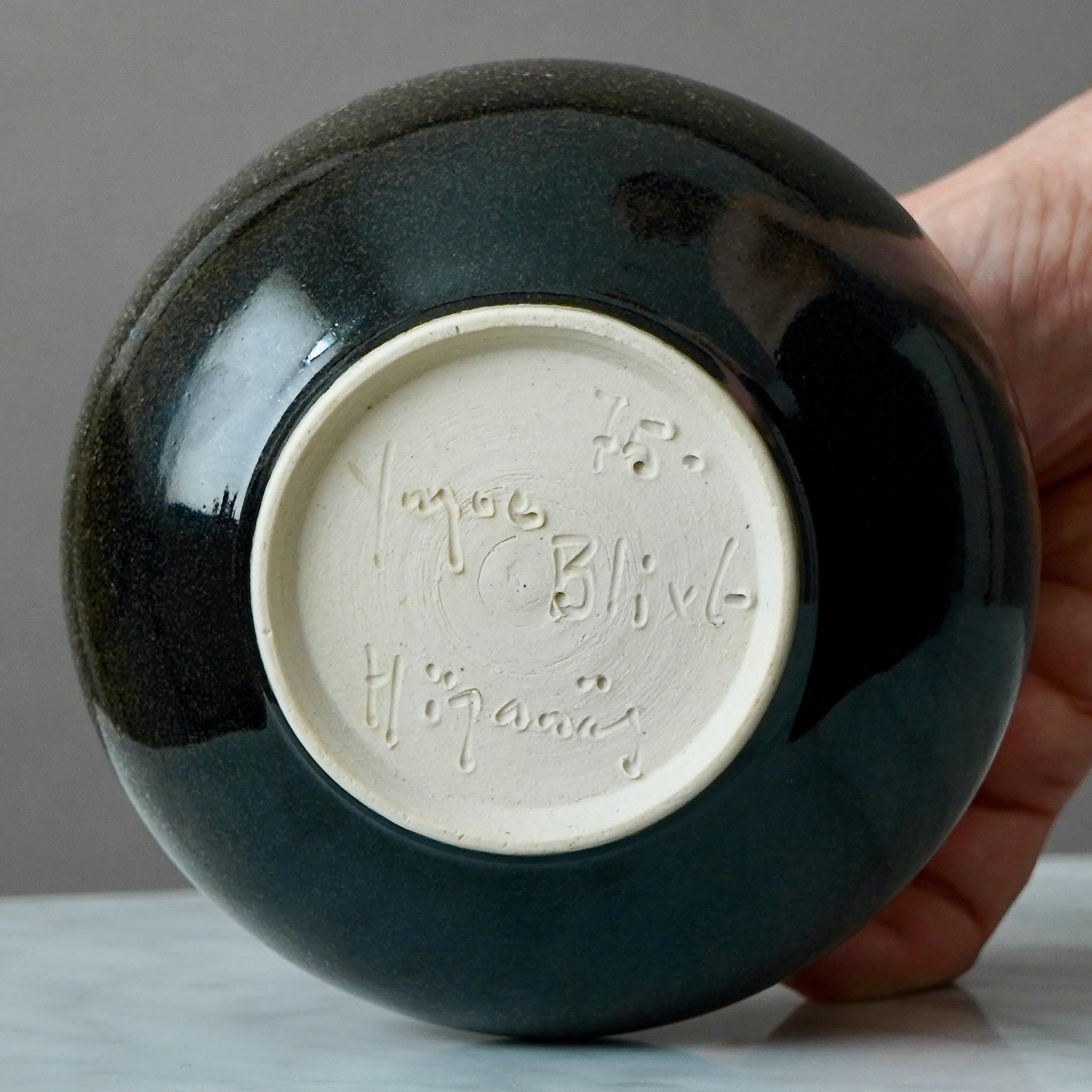 Vaso in gres marrone e blu di Yngve Blixt, Höganäs, Svezia, 1975 in vendita 3