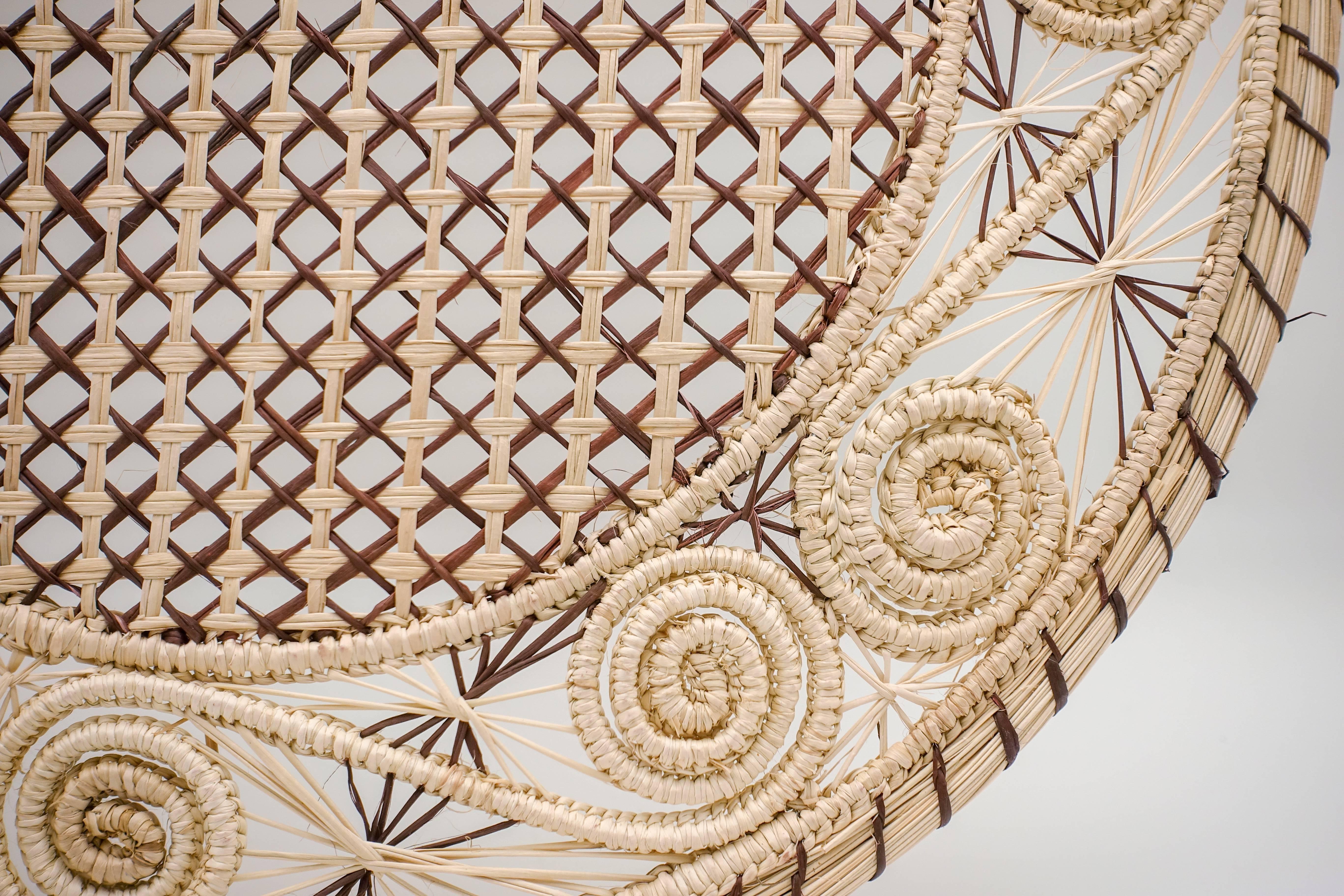 Hand-Woven Brown and Cream Round Iraca Fibre Placemat