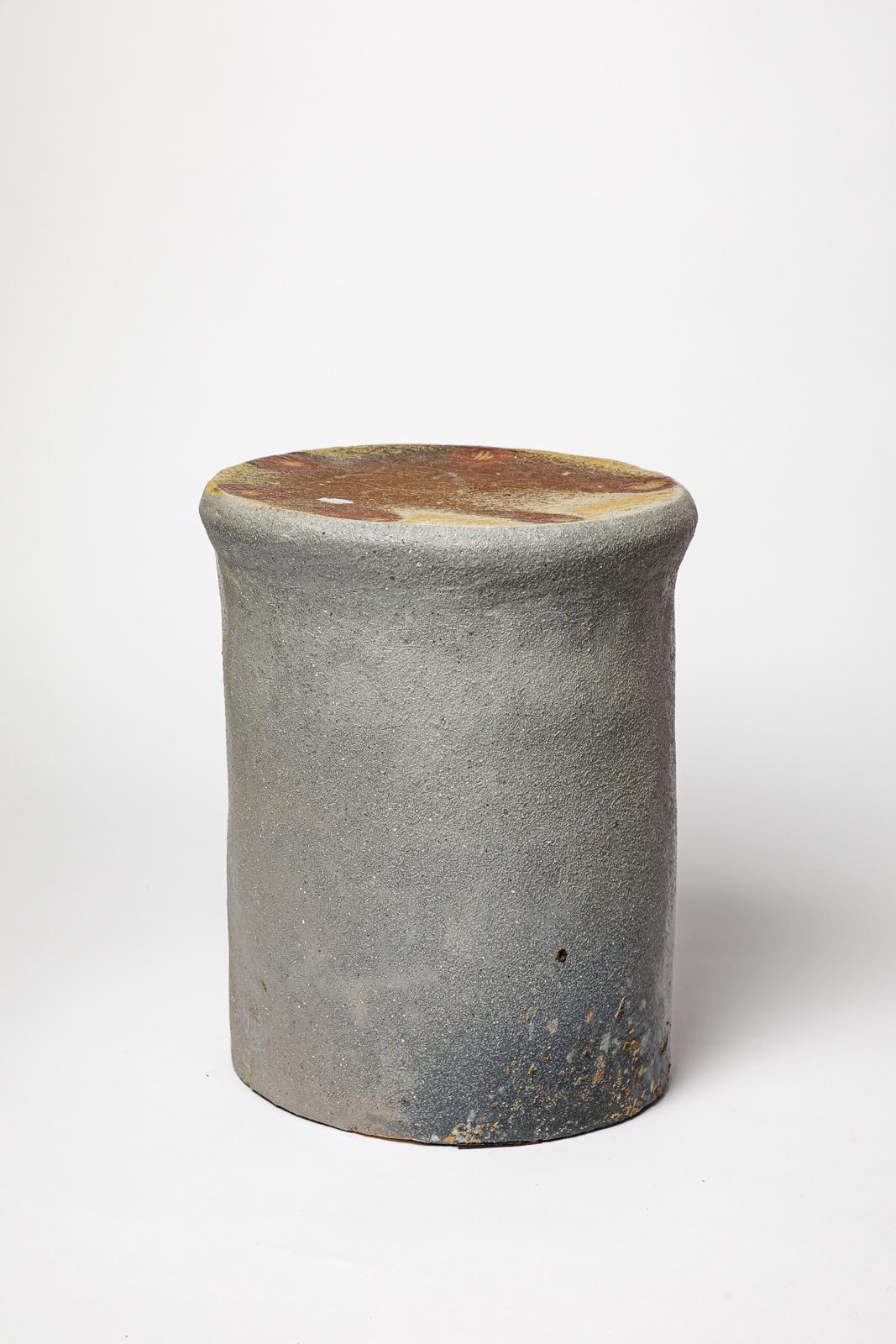Brigitte Chassang

Sgabello o tavolino unico in ceramica fatta a mano in gres 

Sgabello in ceramica fatto a mano in legno marrone e grigio

Pezzo unico

Altezza 34 cm
Grande 27 cm


