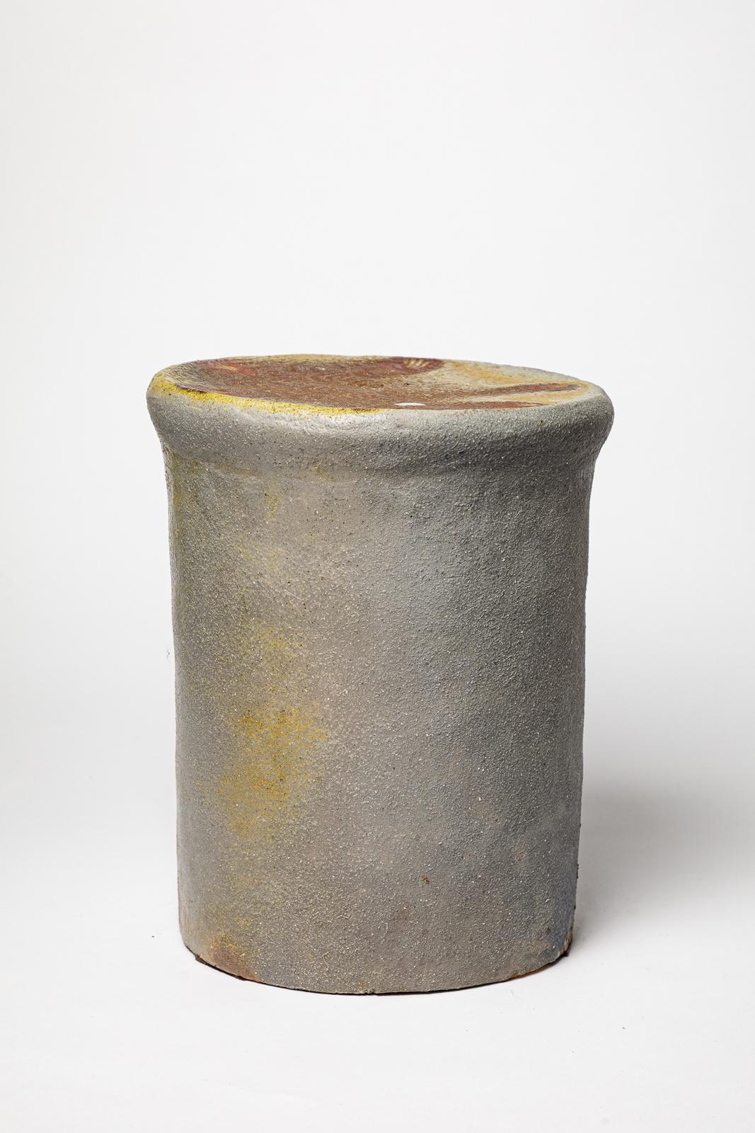 Moderno Sgabello o tavolino in ceramica marrone e grigio in gres cotto di B. Chassang in vendita