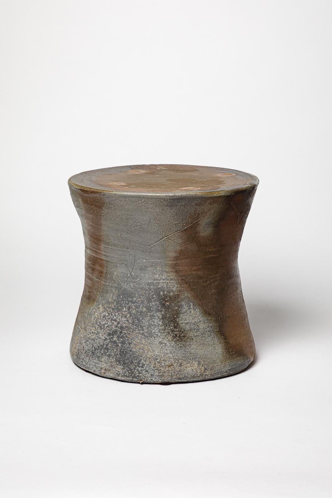 Taburete o mesa baja de cerámica de gres marrón y gris única hecha a mano B. Chassang Moderno en venta