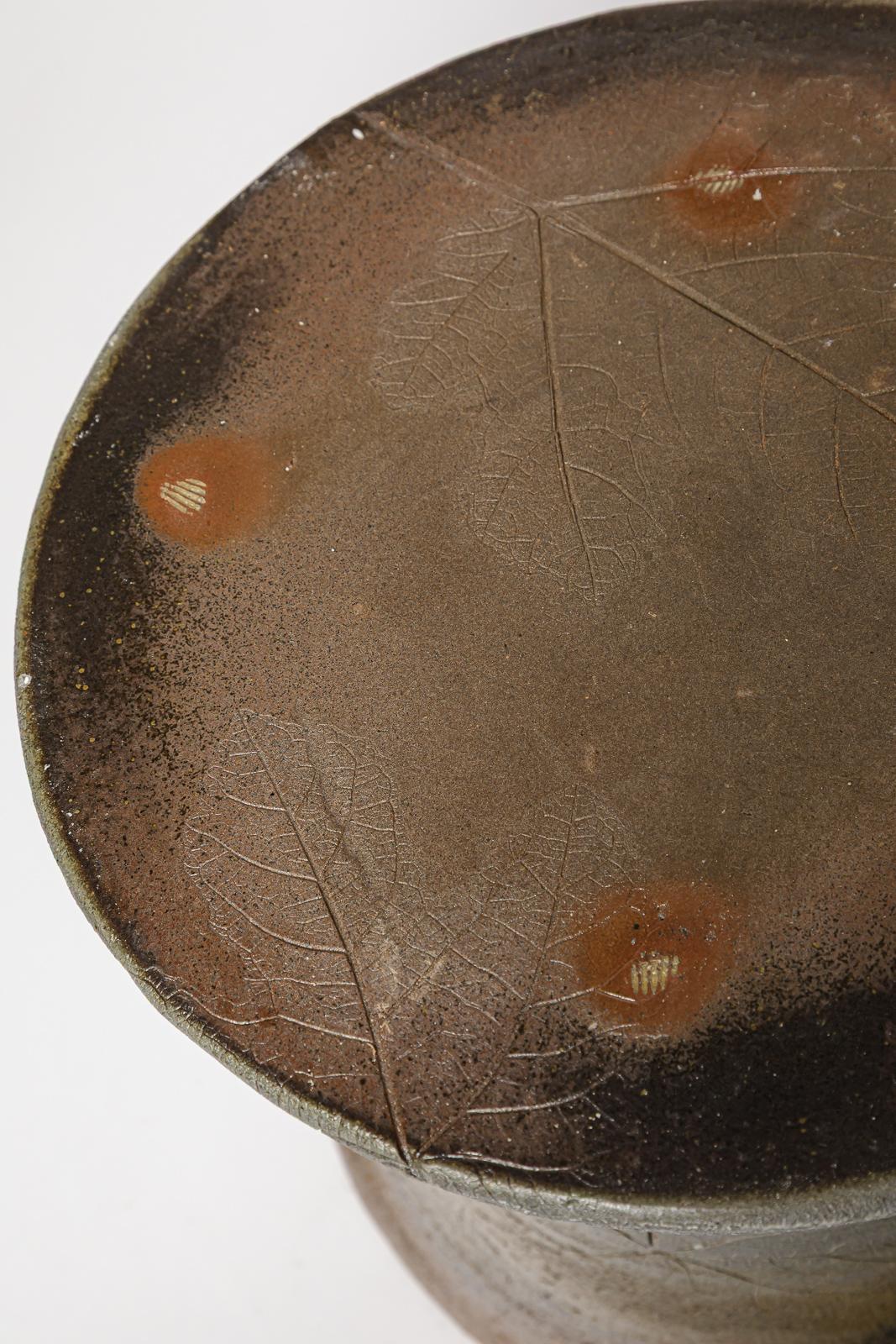 Taburete o mesa baja de cerámica de gres marrón y gris única hecha a mano B. Chassang Cerámico en venta