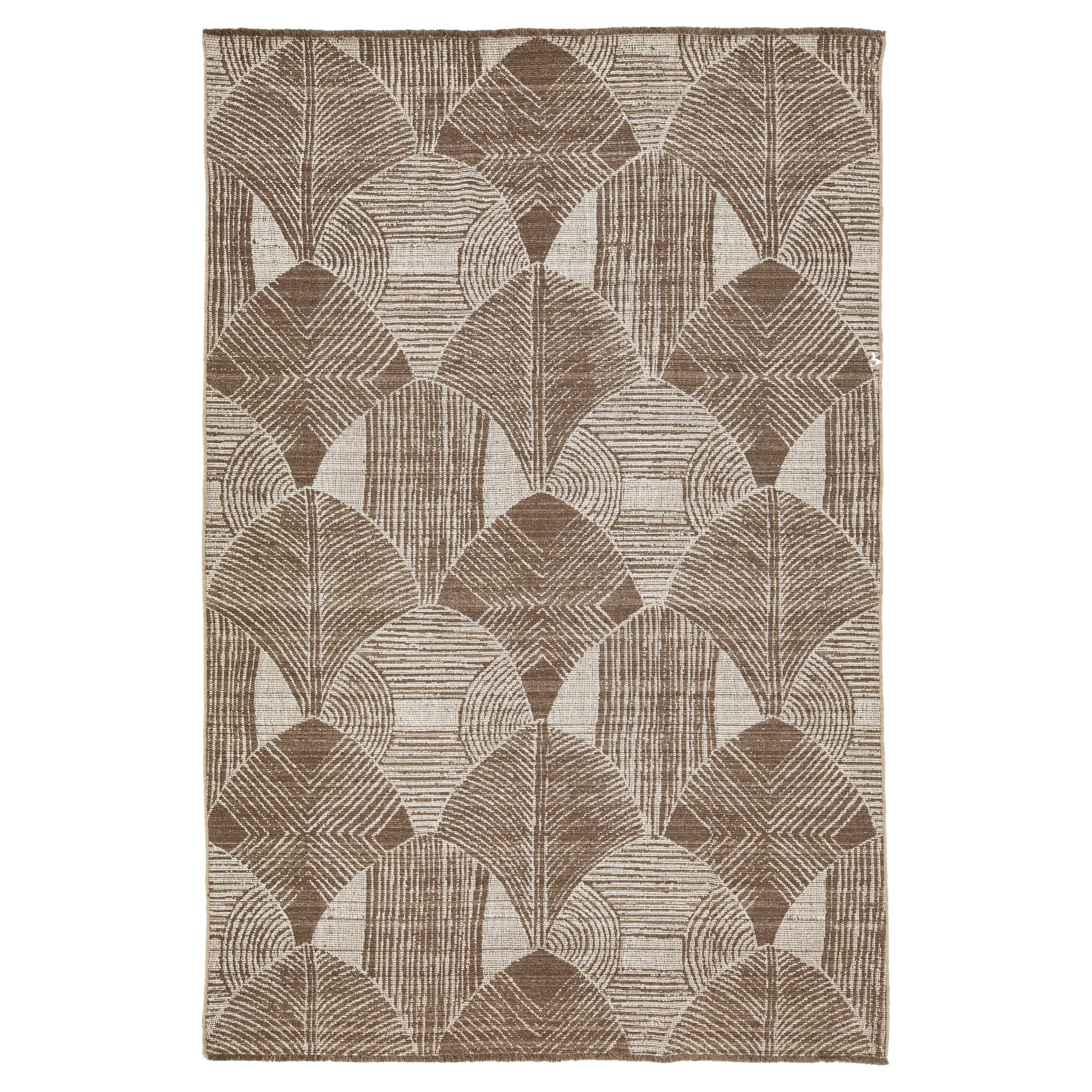 Brown And Ivory Designed Transitional Hand Loom Wool Rug 