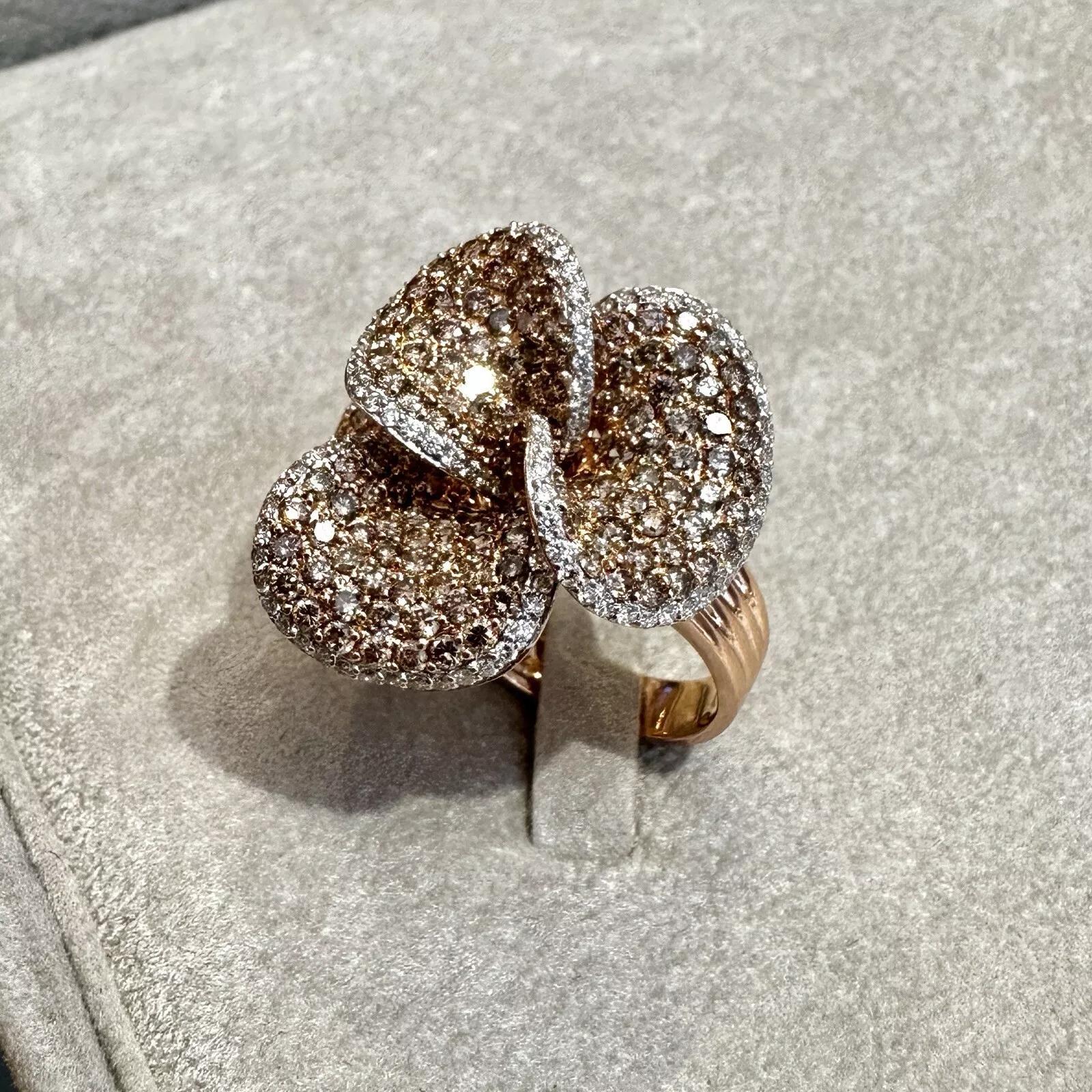Brown and White Diamond Flower Petal Ring in 18k Rose Gold In Excellent Condition For Sale In La Jolla, CA