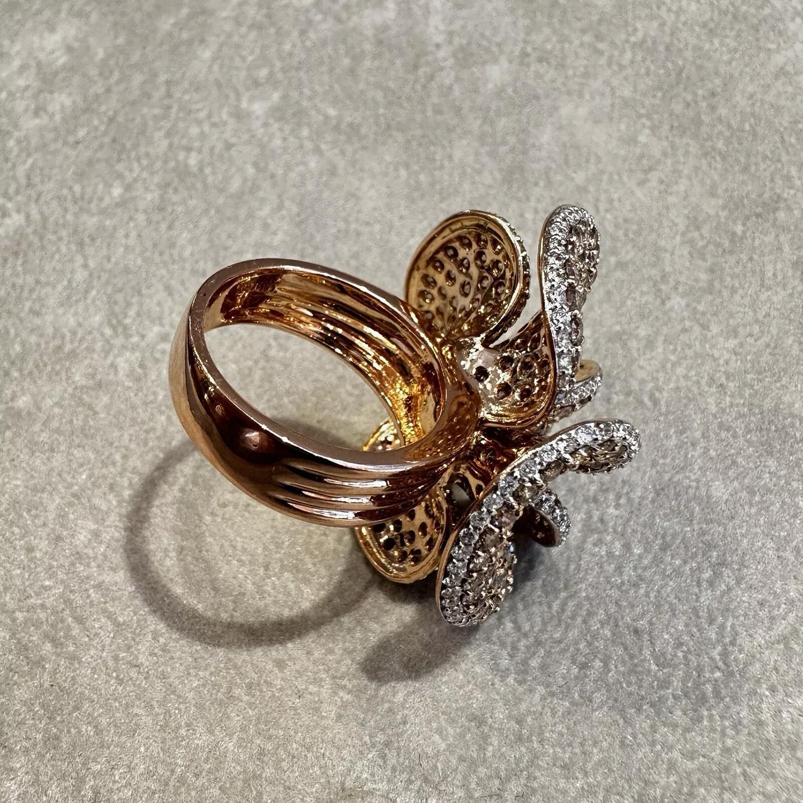 Women's Brown and White Diamond Flower Petal Ring in 18k Rose Gold For Sale
