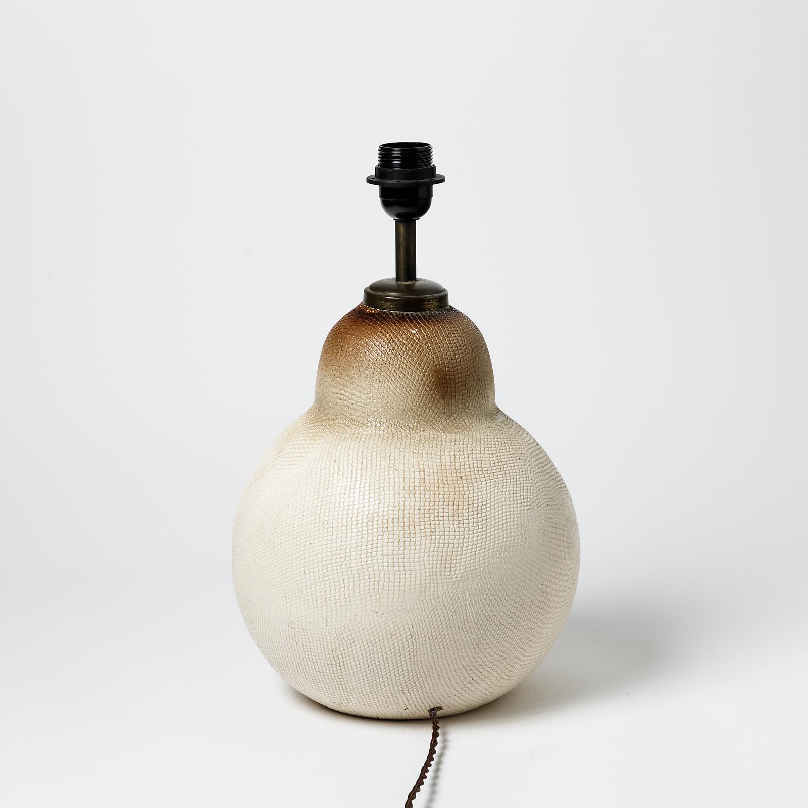 Art déco Lampe de table en céramique émaillée brune et blanche dans le style de Jean Besnard, 1930 en vente