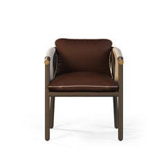 Chaise de salle à manger d'extérieur en cuir Brown et blanc avec accents dorés