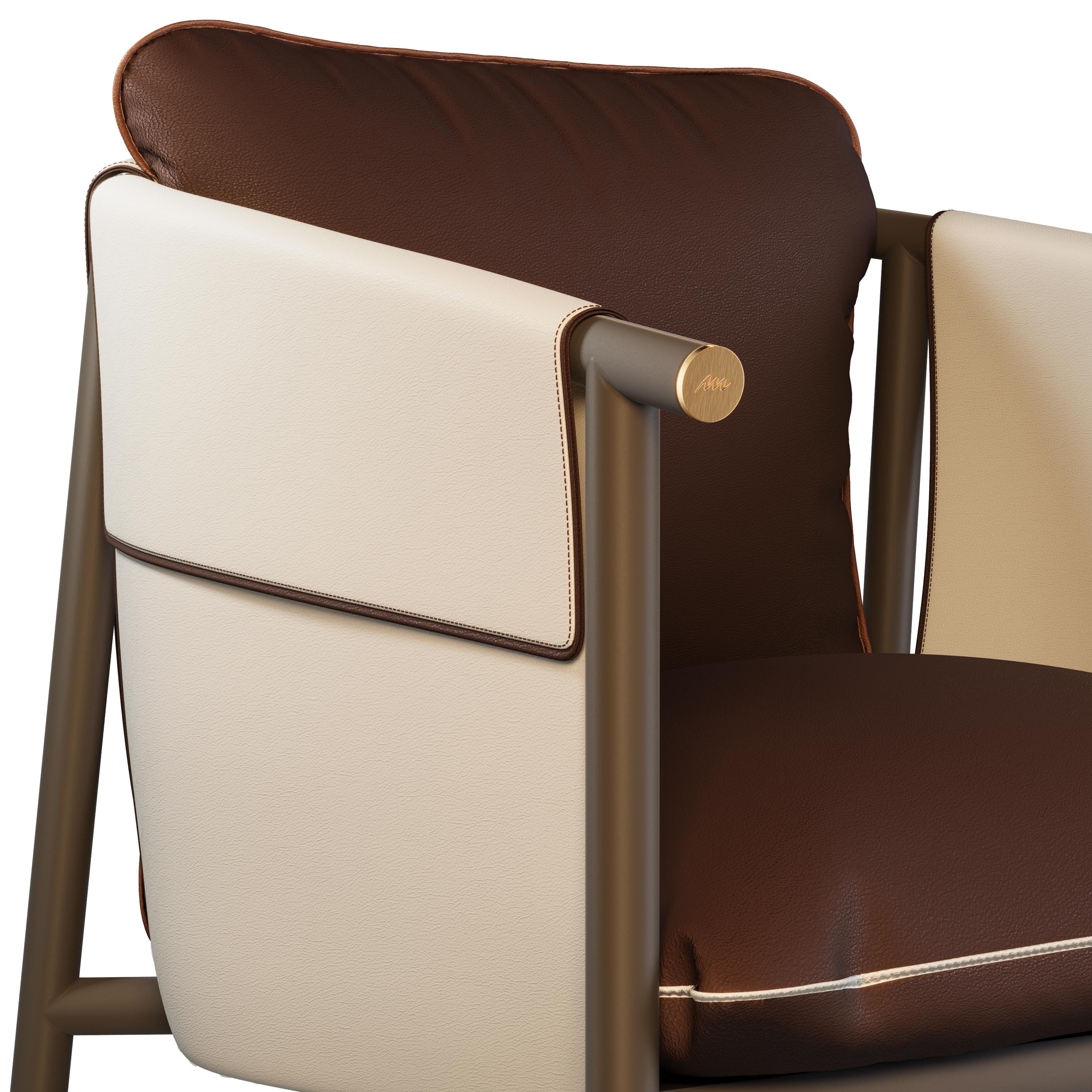 Outdoor-Lounge-Sessel aus braunem und weißem Leder mit goldenen Akzenten (Edelstahl) im Angebot