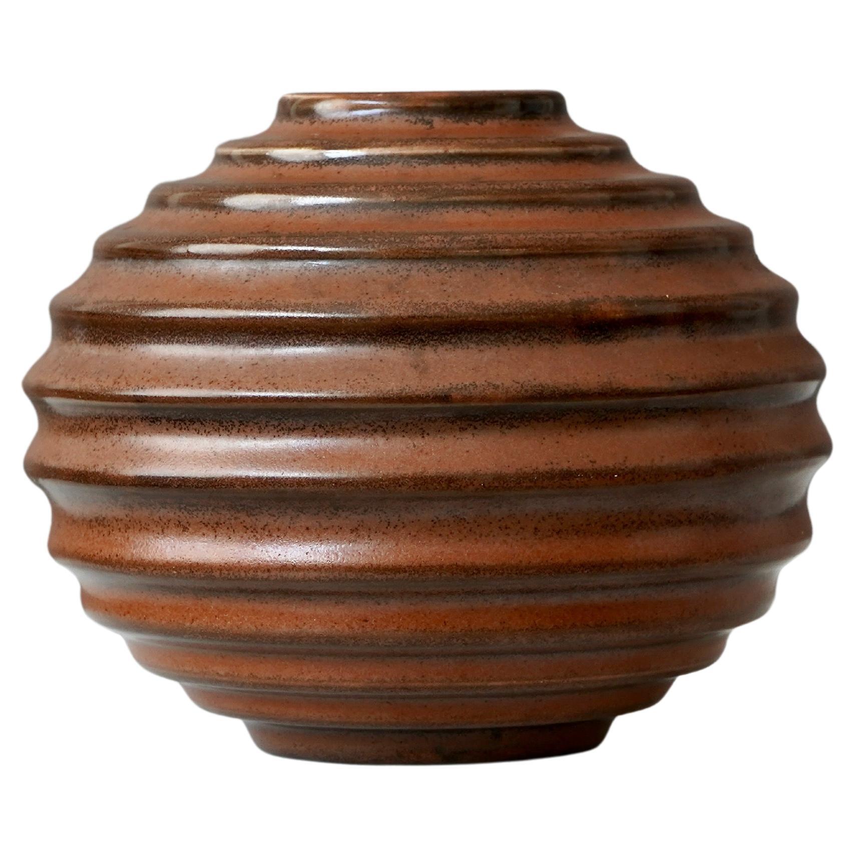 Brown Art Deco Ceramic Globe Vase by Ewald Dahlskog, Bo Fajans, Sweden, 1930s