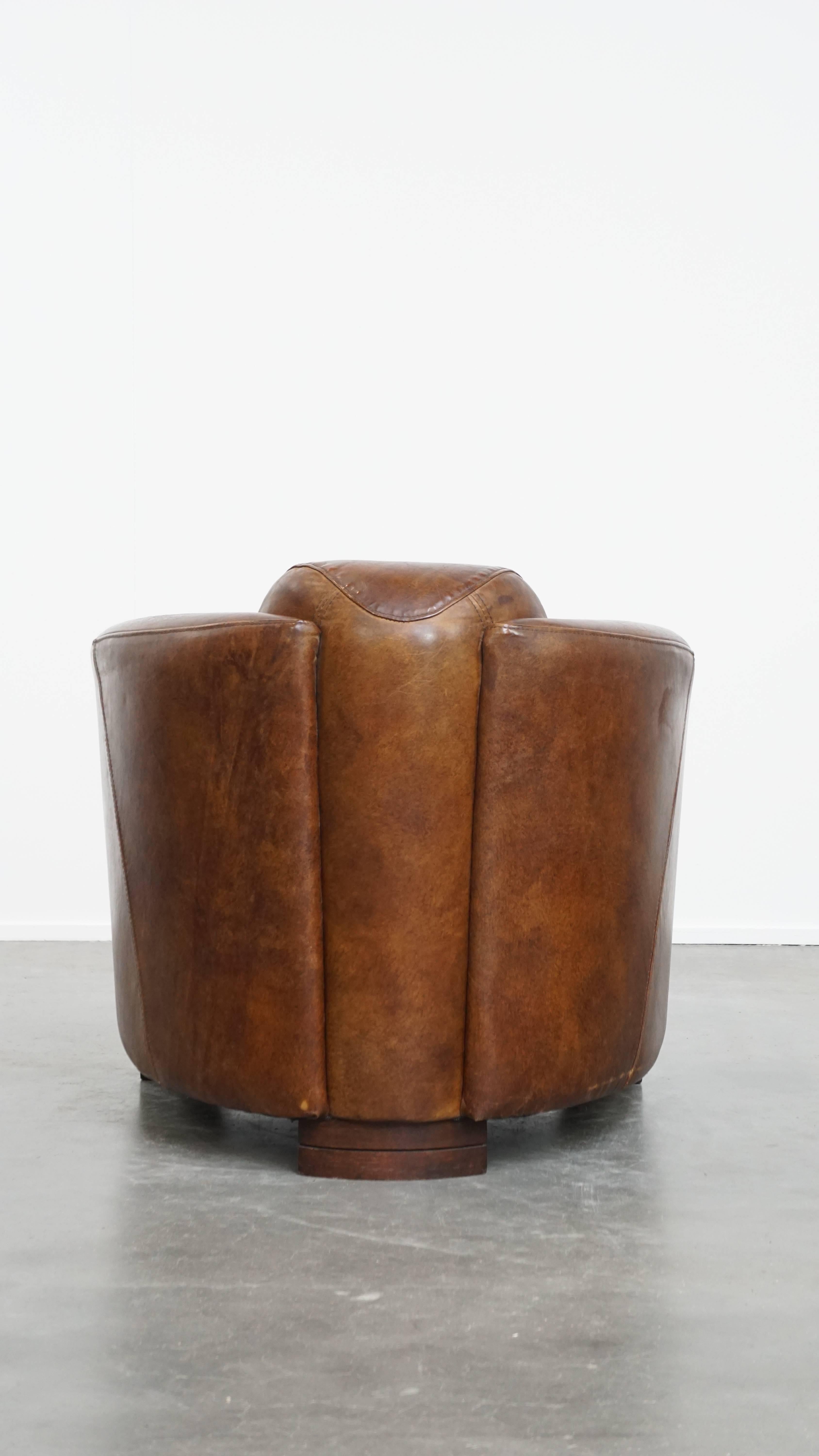 Fatto a mano Brown Aviator design armchair made of cowhide leather in vendita