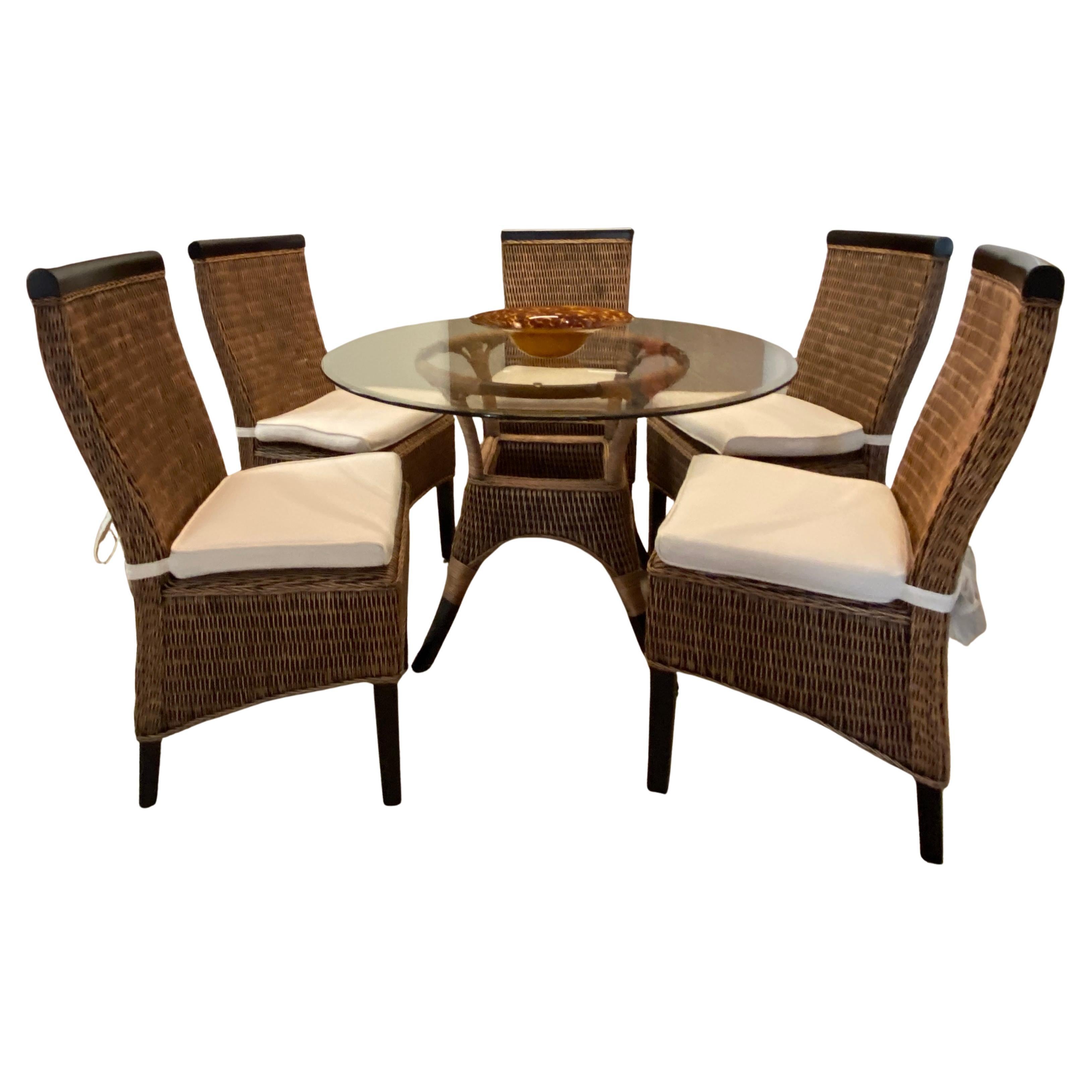 Rattan-Terrassenmöbel-Set, Tisch mit Glasplatte und 5 Stühlen, Esszimmer-Set aus Korbweide