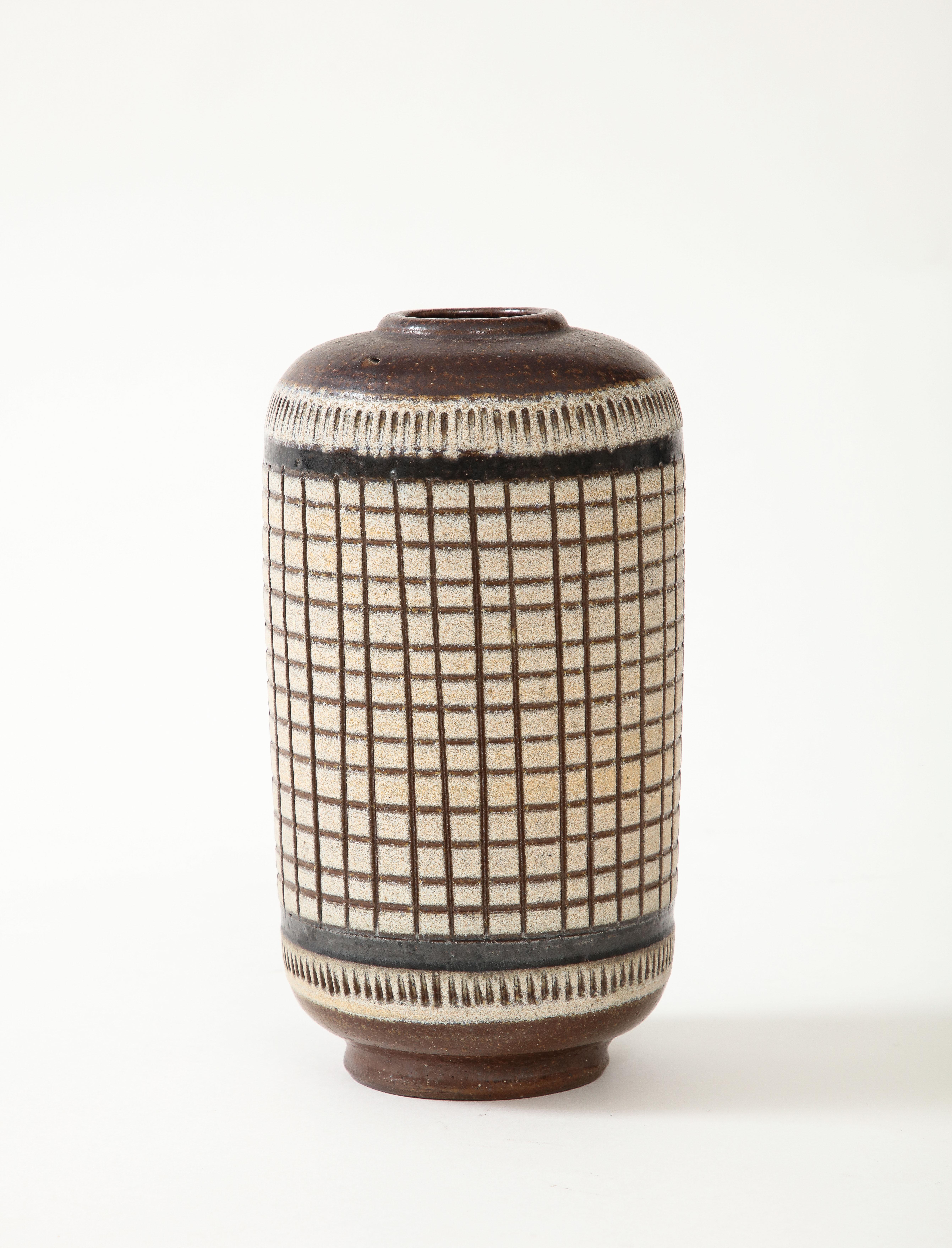 Walläkra Vase, Stamped, Sweden, circa 1950

Incised decoration probably Arthur Andersen.