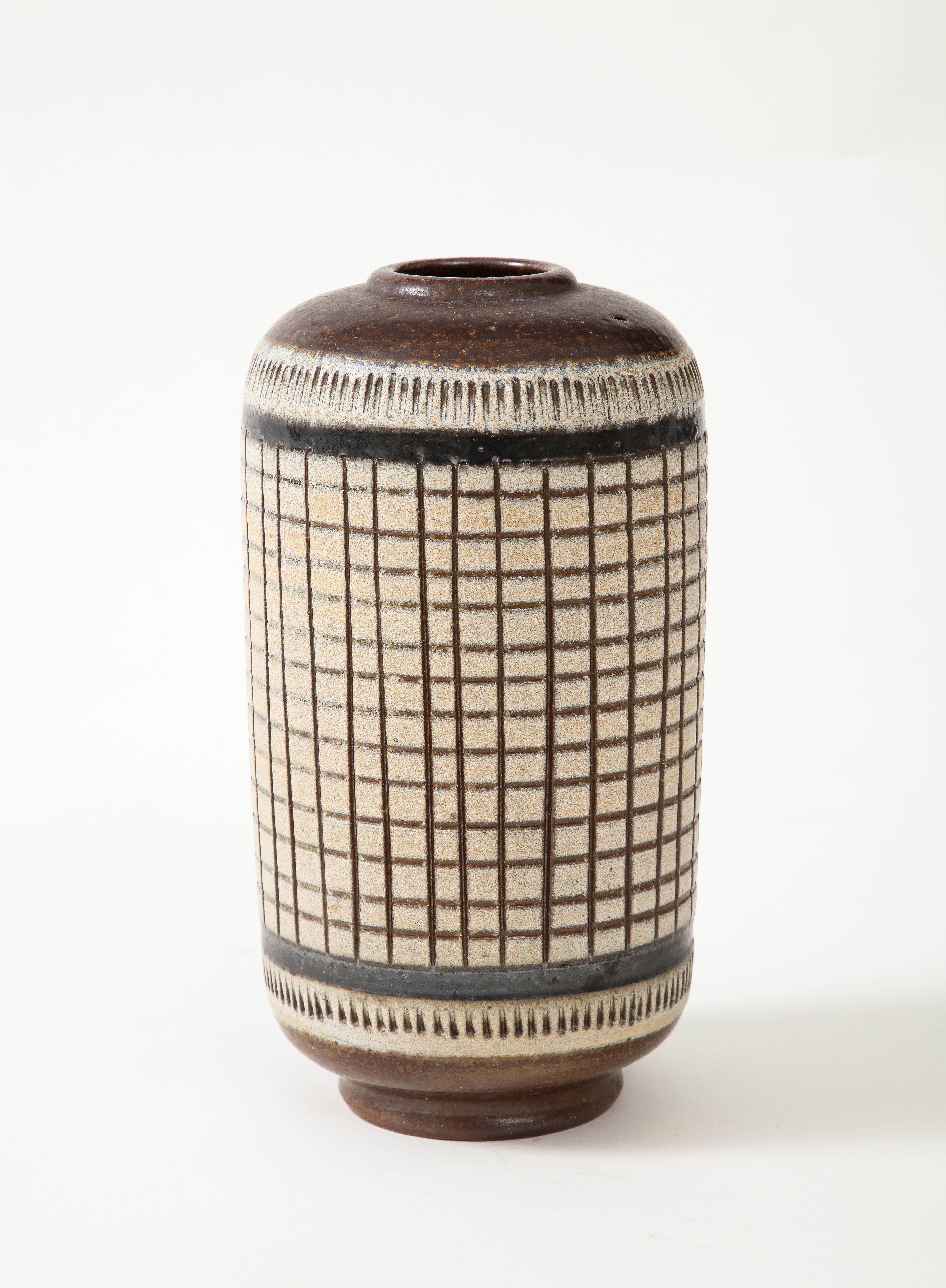 Scandinavian Modern Brown, Black, Cream Glazed Vase, Grid Pattern, Walläkra, Sweden, 1950, Signed