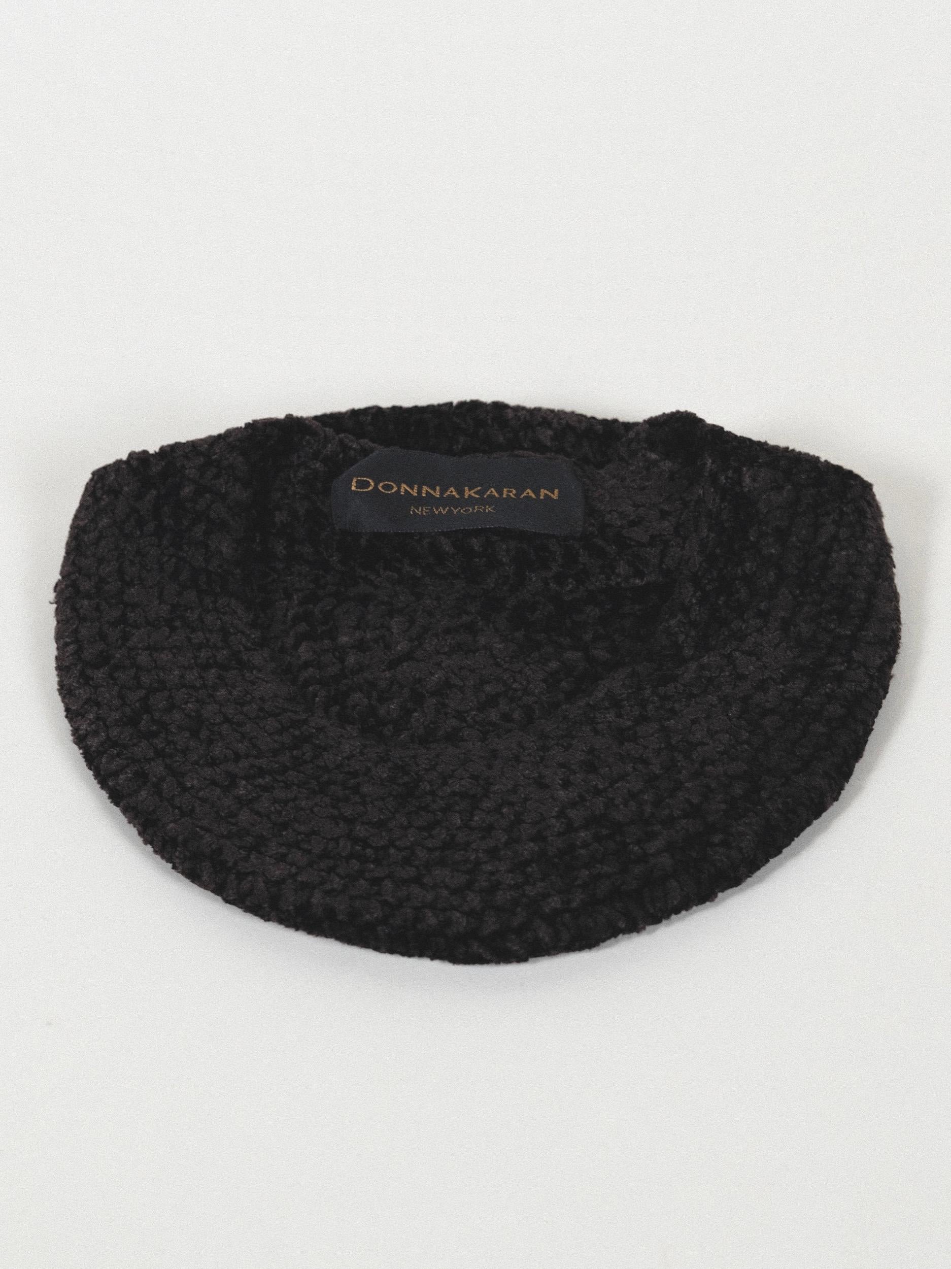 Brown/Black Donna Karan Chenille Beret Hat Fall Winter 1993 Documented  en vente 8