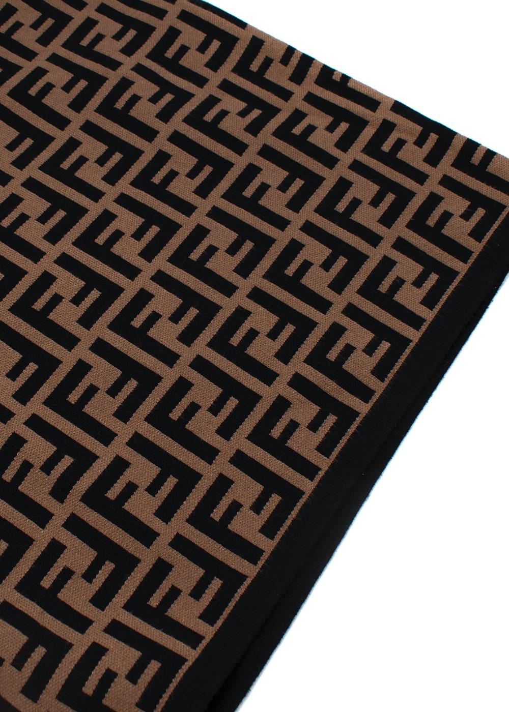 Brown & Black FF Monogram Jacquard Knit Dress For Sale 2