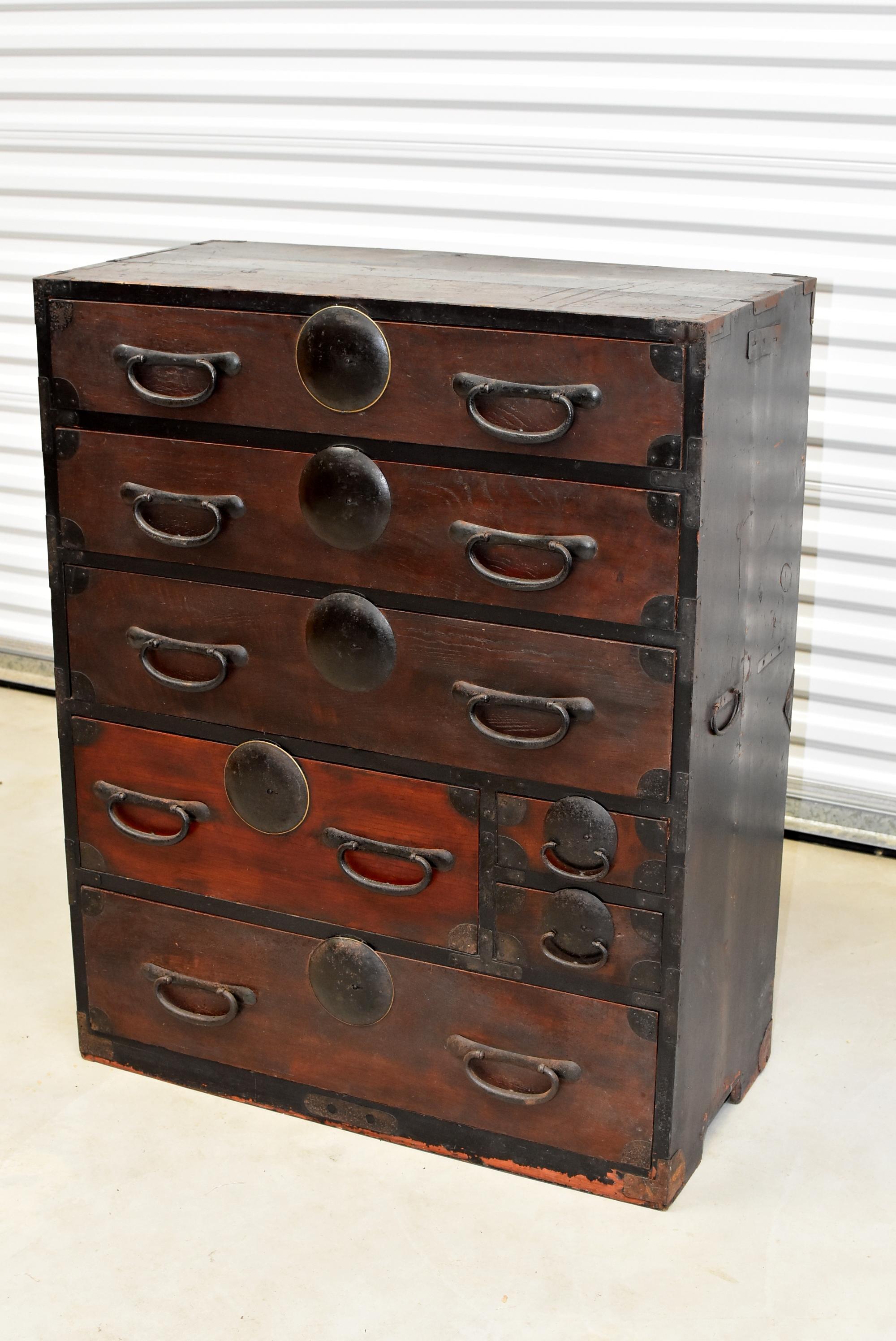 Brown Black Japanese Tansu Chest with Iron Hardware, Meiji Period In Good Condition In Somis, CA
