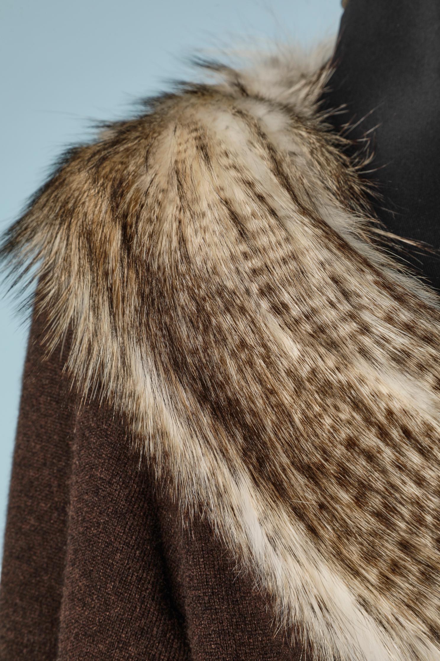 Brown cashmere and furs cardigan with chiffon printed trousers Heidi Weisel In Excellent Condition For Sale In Saint-Ouen-Sur-Seine, FR