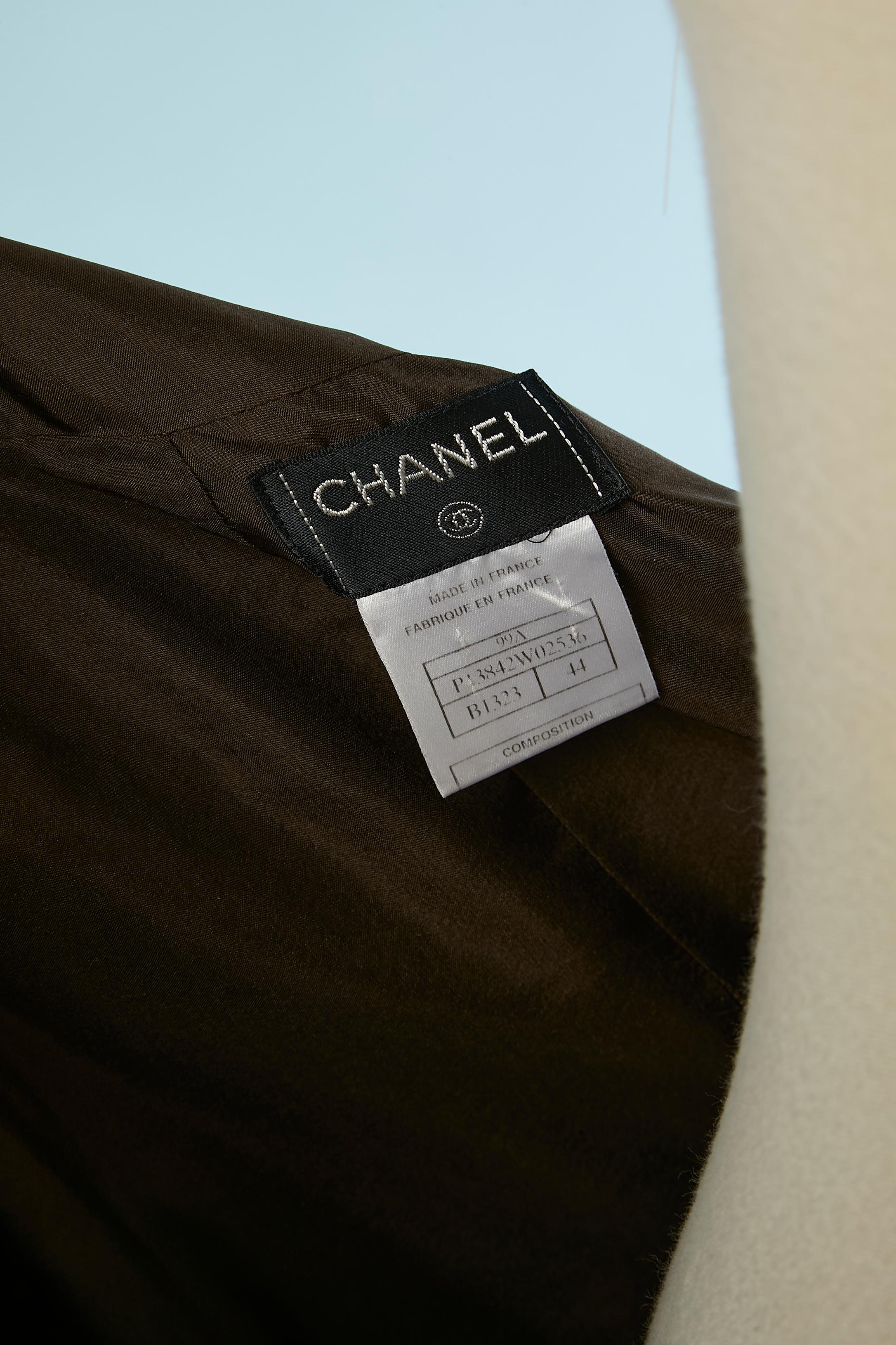 Brown cashmere skirt with 2 zip in the middle back Chanel  For Sale 3