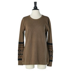 Pull en cachemire Brown avec manches en jacquard CHANEL
