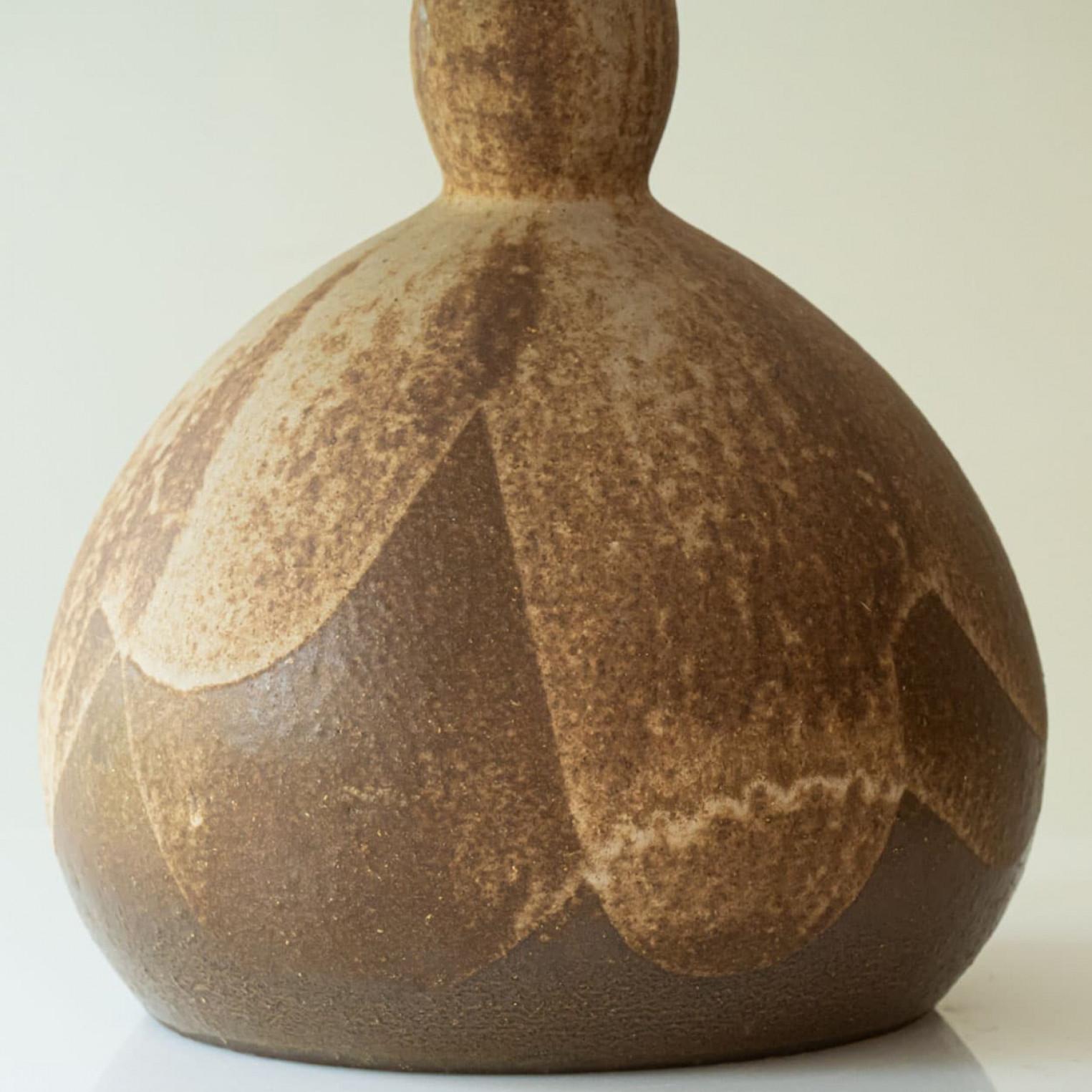 Français Brown Ceramic Table Lamp, Neutral Lampshade by R. Houben, 1970 en vente