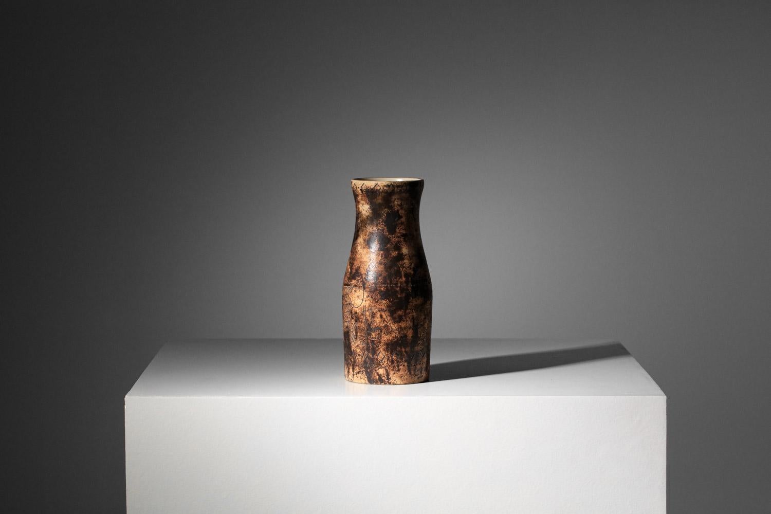 Brown Keramikvase von Jacques Blin Nashorn Elefanten 60er Jahre (Französisch) im Angebot