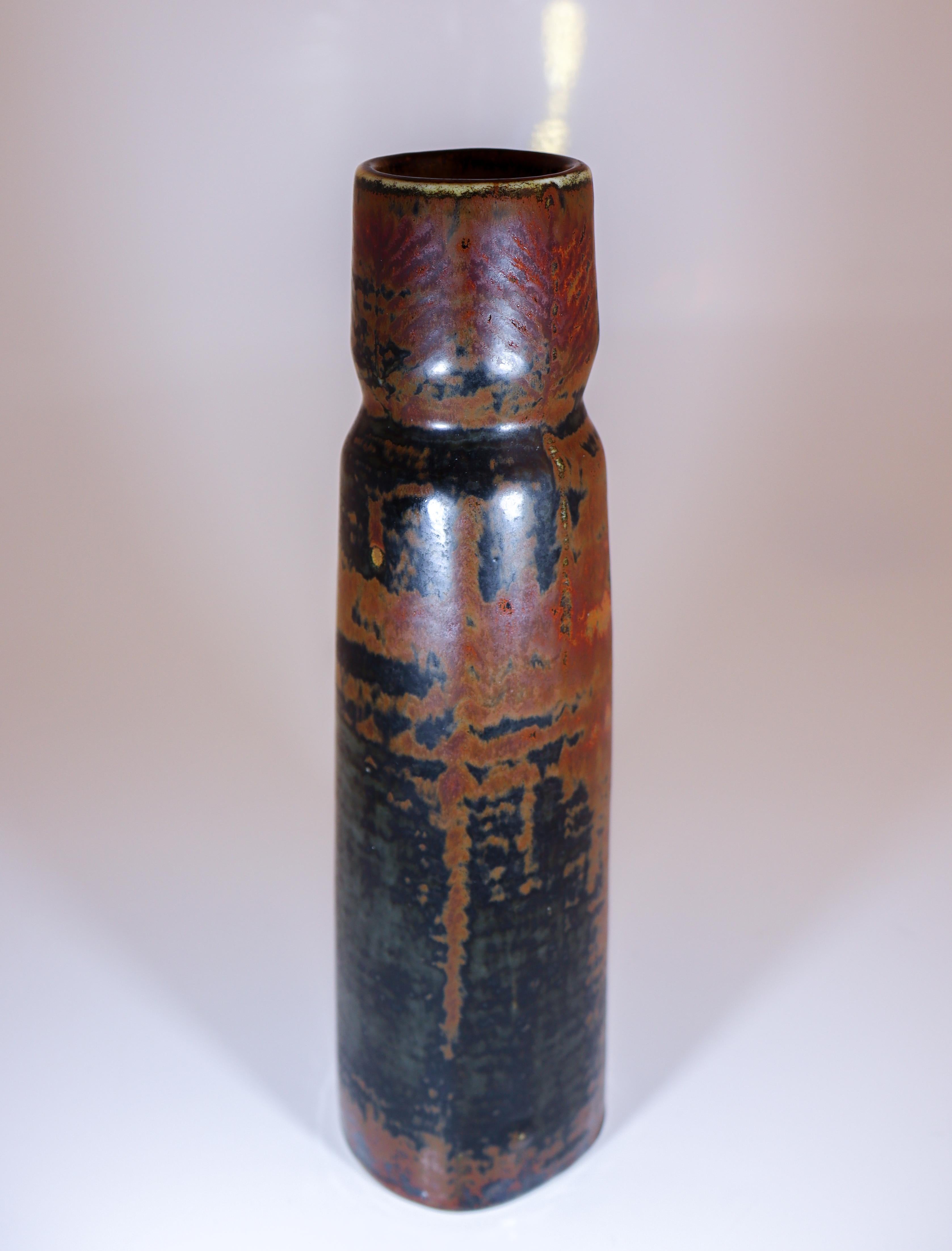Suédois Vase en céramique brune - Carl-Harry Stålhane - Rörstrand - Milieu du XXe siècle en vente