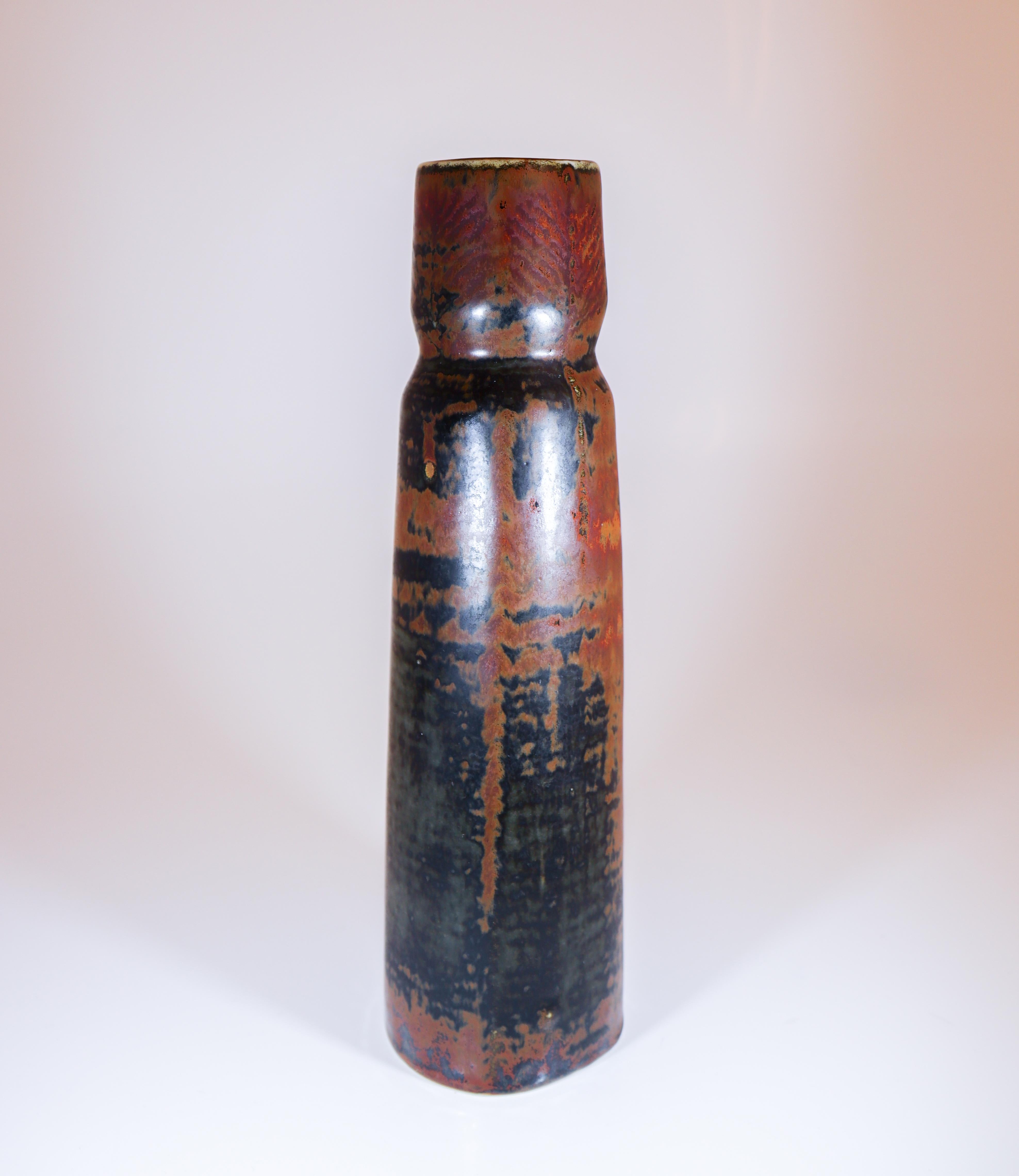 Vase en céramique brune - Carl-Harry Stålhane - Rörstrand - Milieu du XXe siècle en vente 1