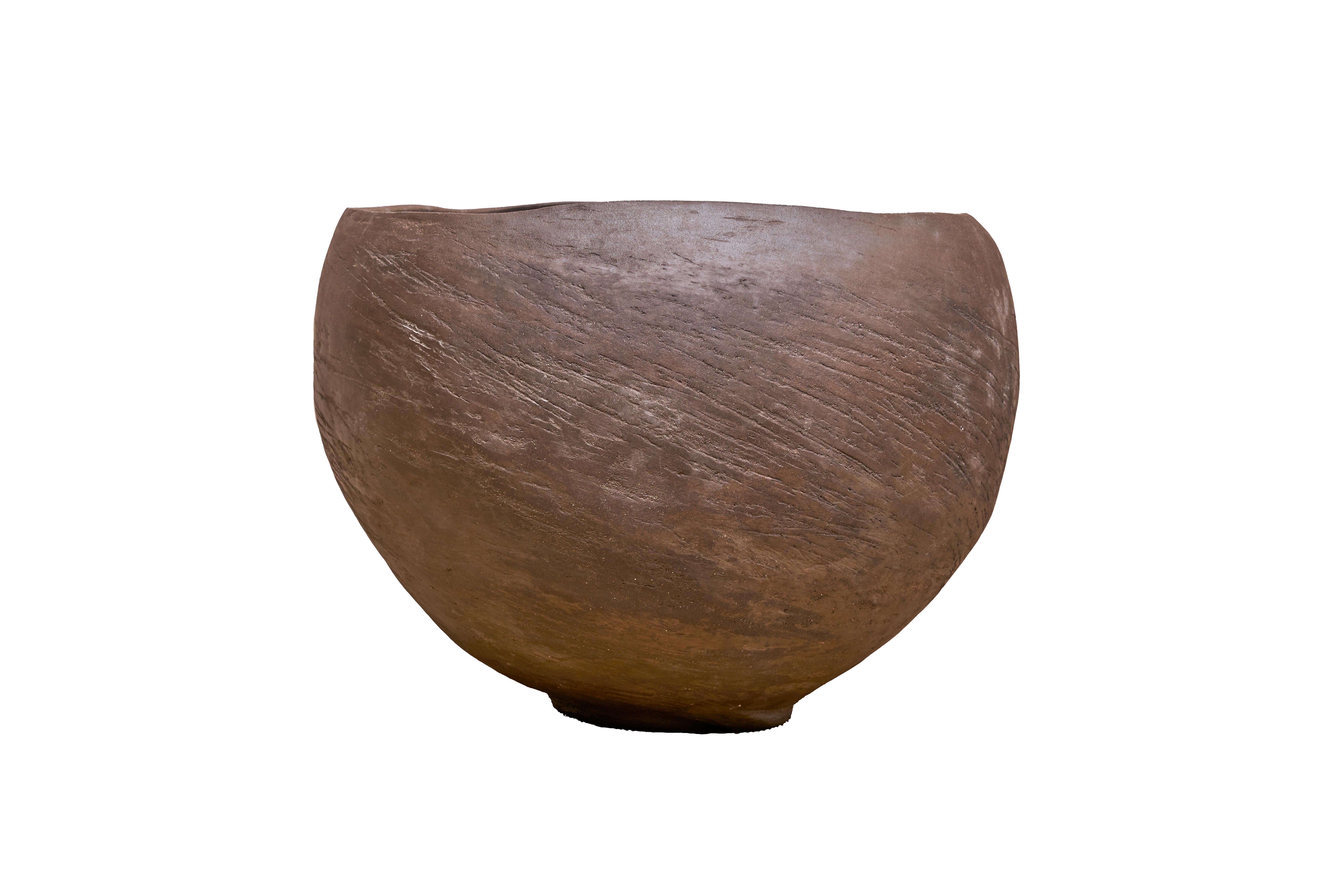 Unknown Brown Ceramic Vessel