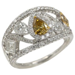 Bague en or blanc 18 carats avec diamants de forme mixte, champagne brun