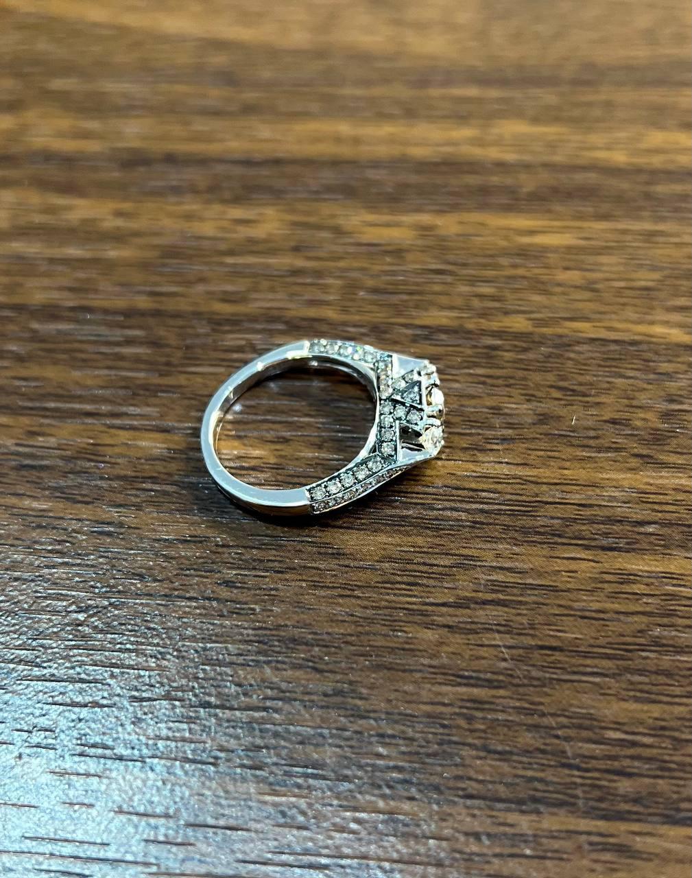 Women's Brown Chocolate Diamond White Diamonds Pave Set 14K White Gold Statement Ring For Sale