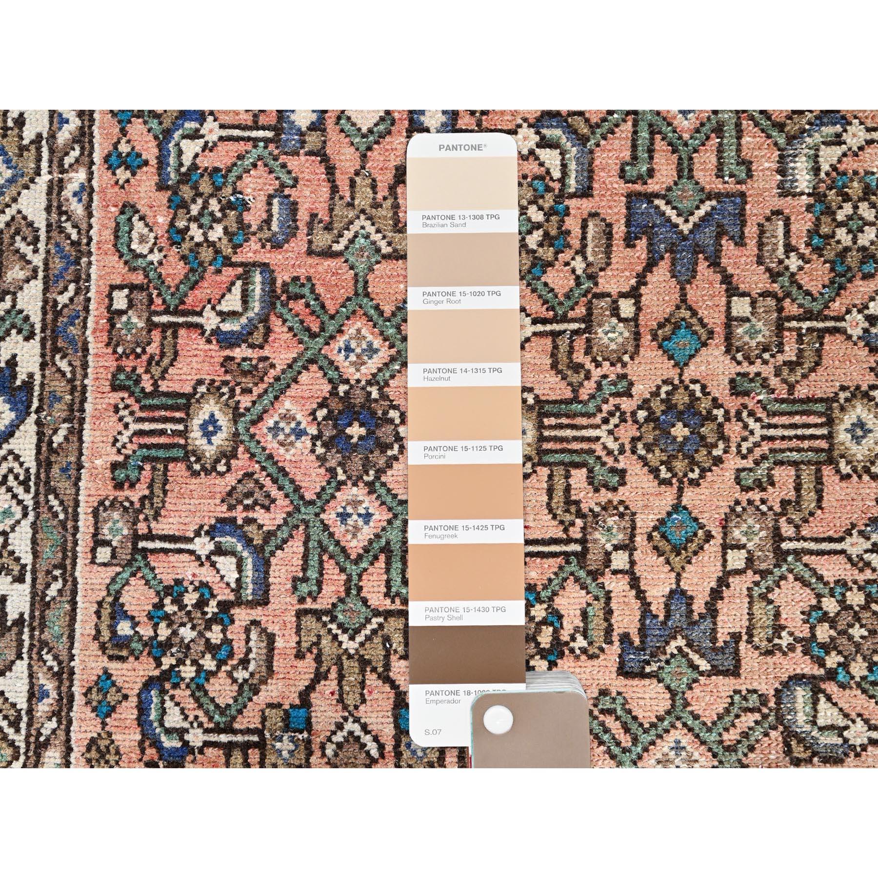 Brown Clean Distressed Look Old Persian Hussainabad Wool Runner Hand Knotted Rug (Handgeknüpft) im Angebot