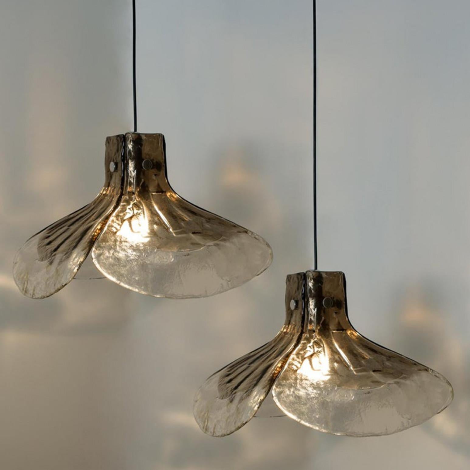 Lampes à suspension en verre transparent marron modèle LS185 de Carlo Nason pour Mazzega en vente 5
