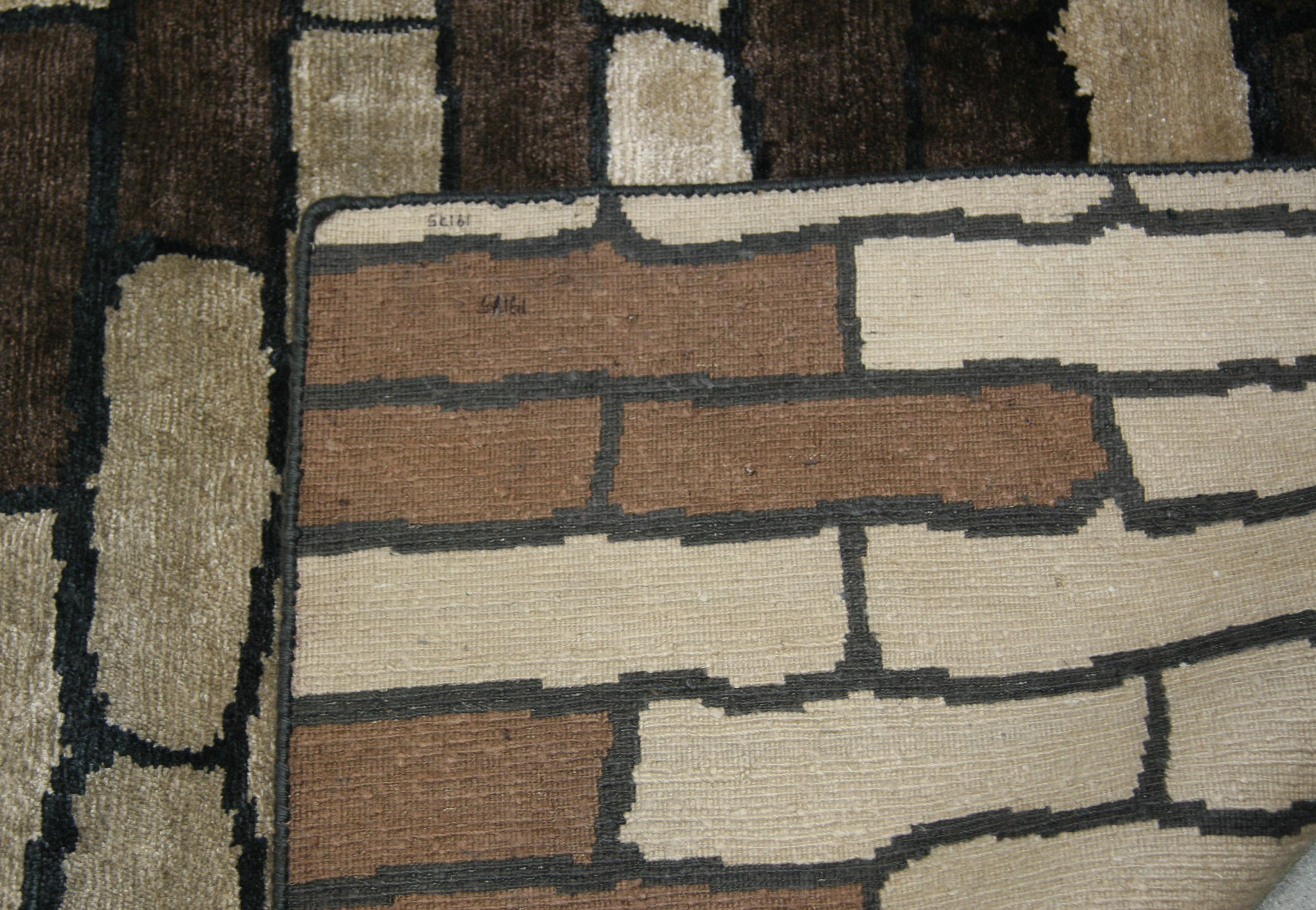 Brown Cobblestones Area Rug In New Condition For Sale In Los Angeles, CA