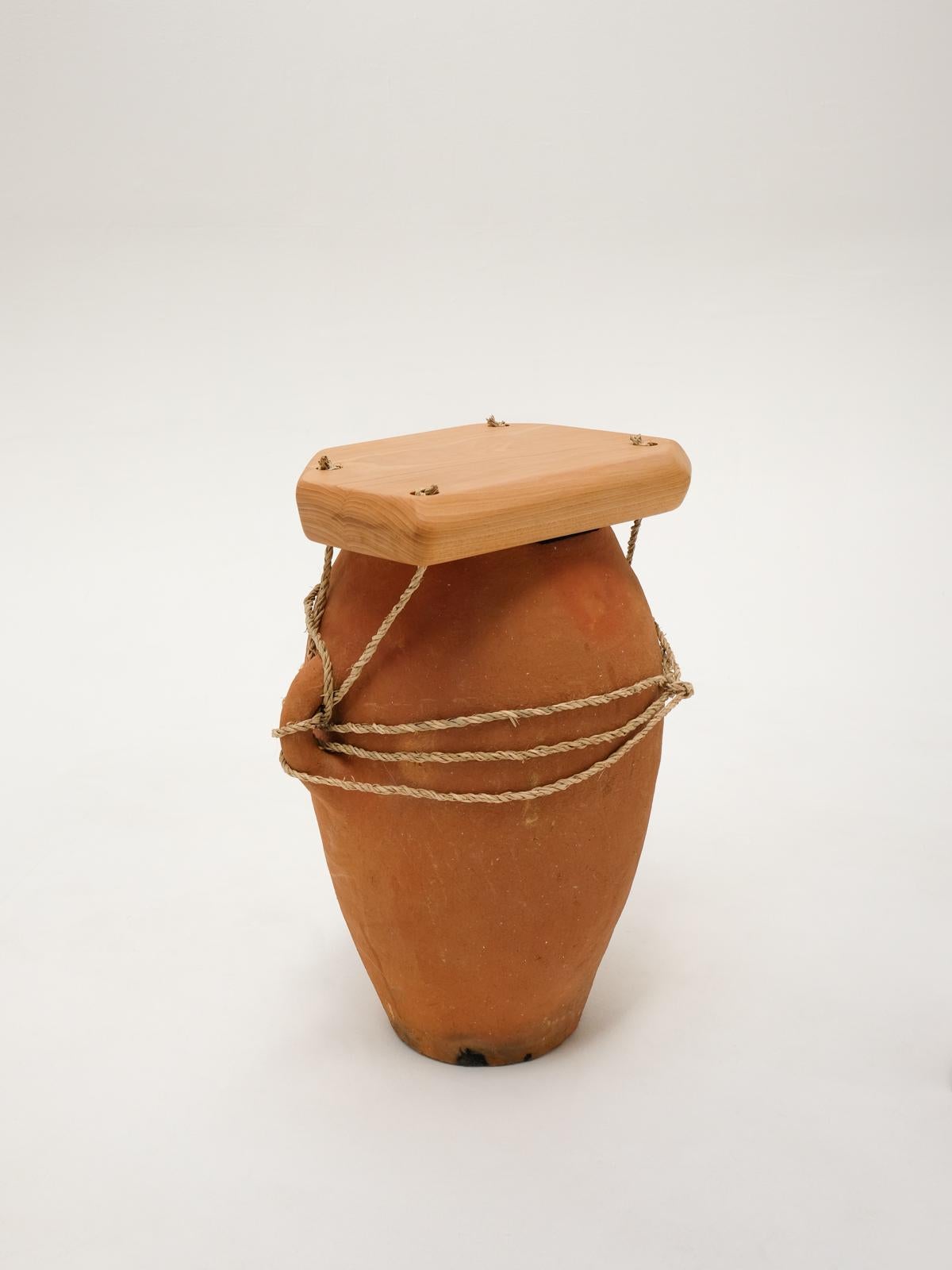 Table de chevet contemporaine Brown en Clay, corde de palmier et Wood, Handcraft en vente 6