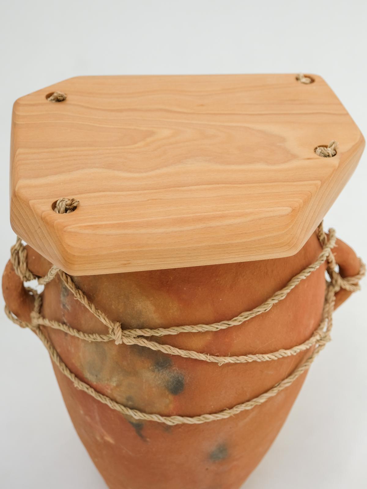 Table de chevet contemporaine Brown en Clay, corde de palmier et Wood, Handcraft en vente 10