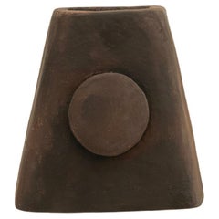 Aplique de cerámica contemporánea de terracota Hecho a mano con arcilla local